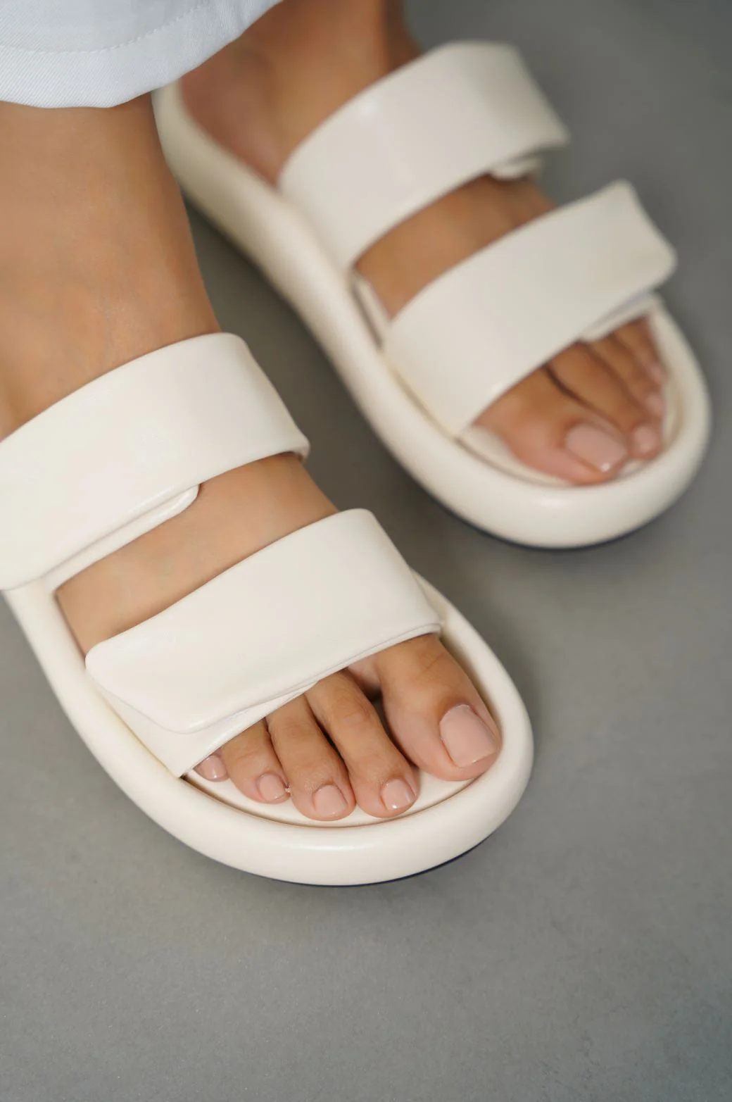 MARSHMALLOW MAMA SLIDES - Image 4