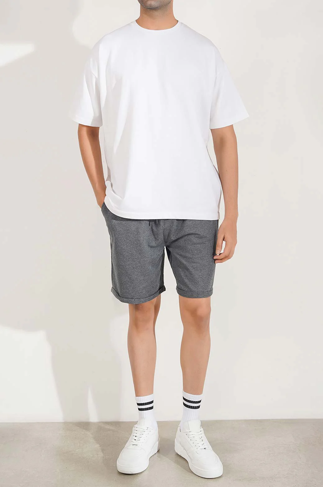 DRAWSTRING SHORTS - Image 3