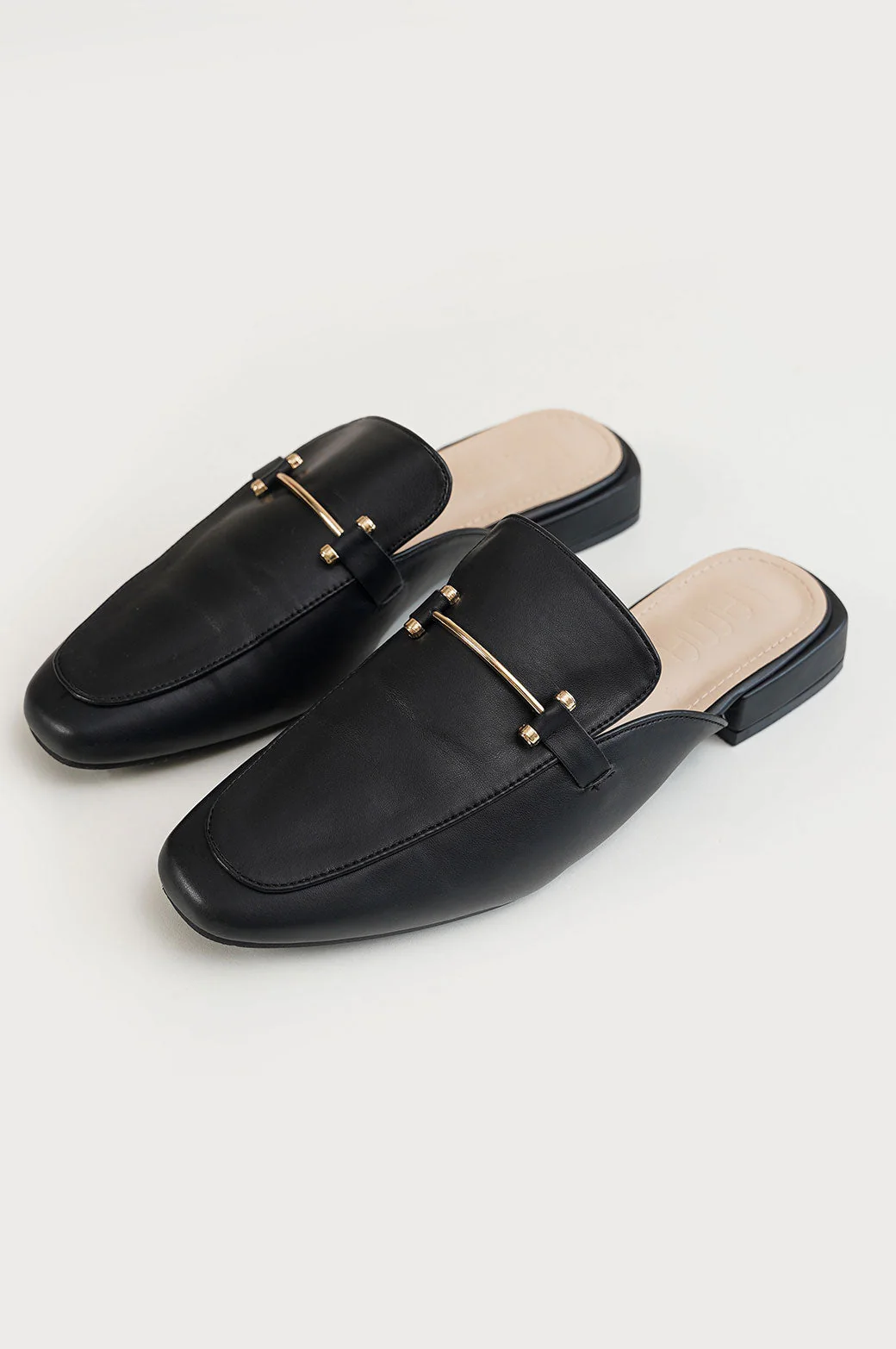 MINIMALIST MULES - Image 5