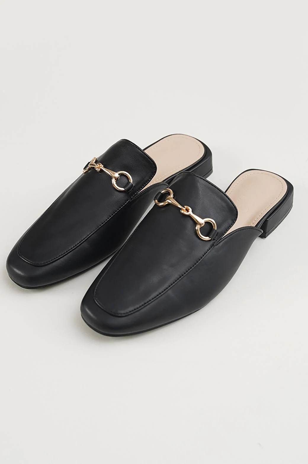 MULES WITH BUCKLE - Image 5