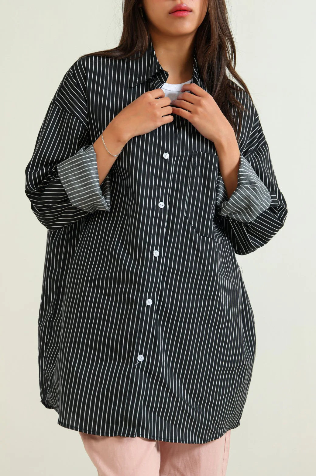 OVERSIZED STRIPED BUTTON DOWN - Image 4