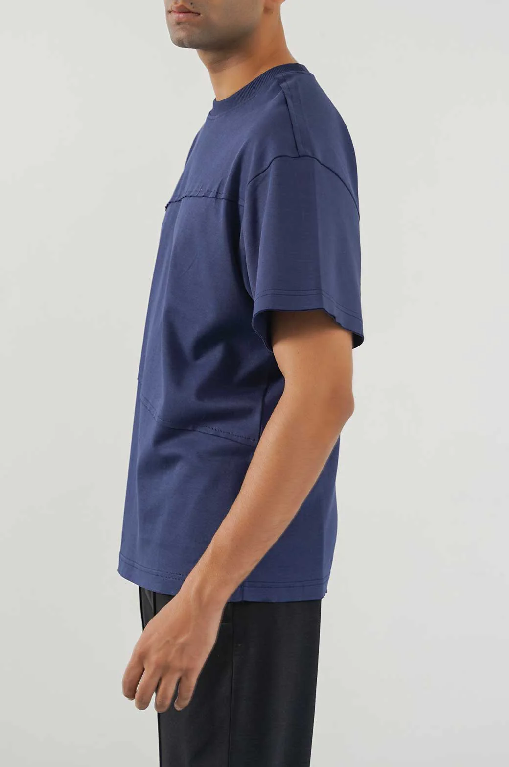 OVERSIZED T-SHIRT - Image 4