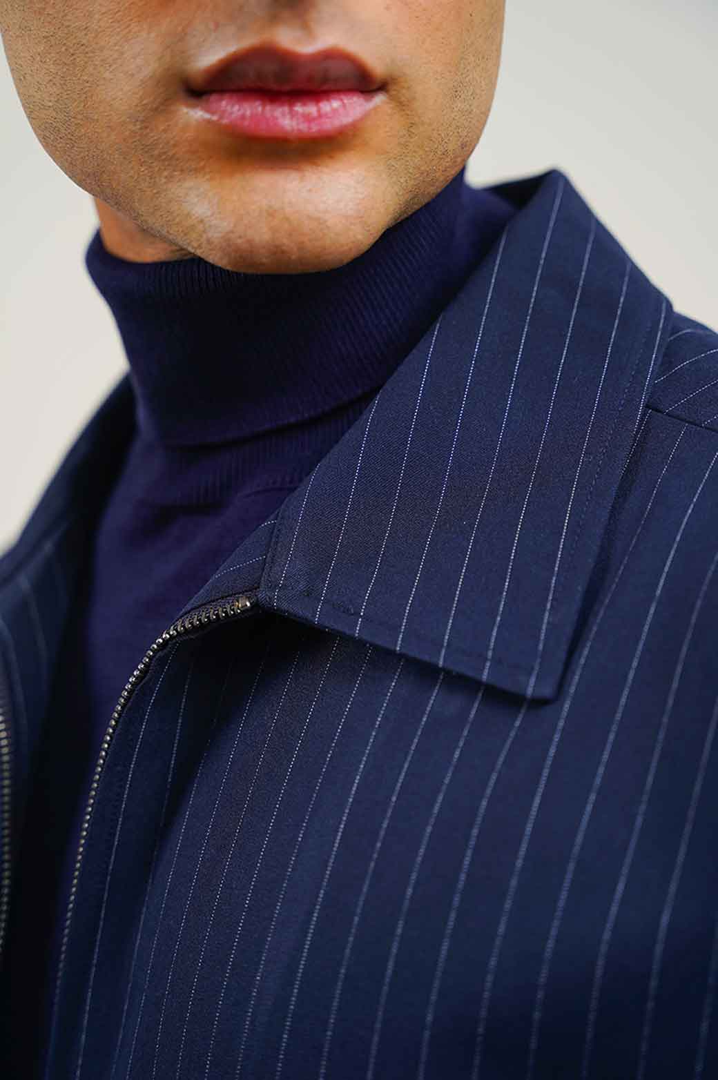 PINSTRIPE ZIPPER JACKET - Image 3