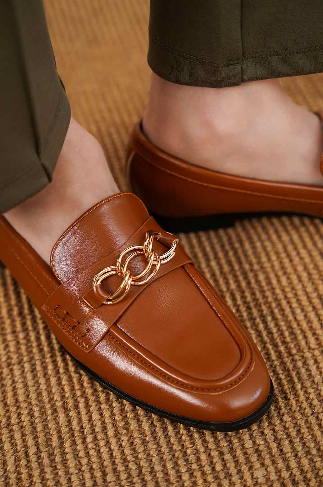 PLAIN CHAIN LOAFERS - Image 4