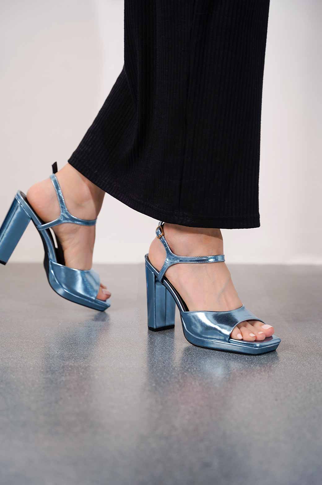 PLATFORM BLOCK HEEL - Image 4