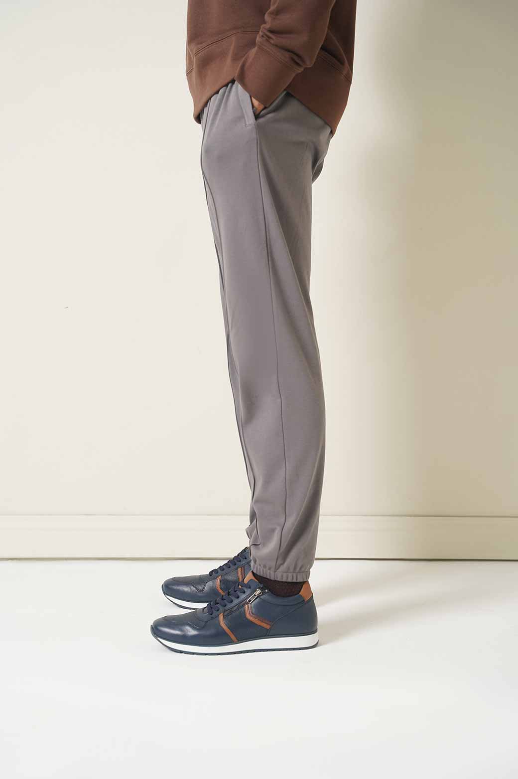 PLEATED JOGGER PANT - Image 3