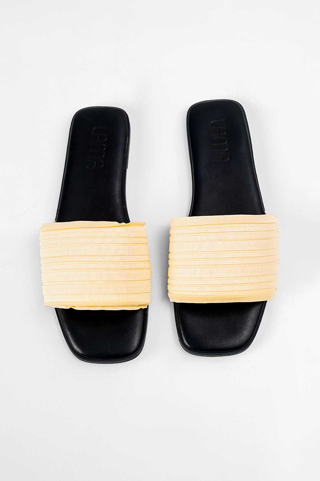 PLEATED SLIDE - Image 5