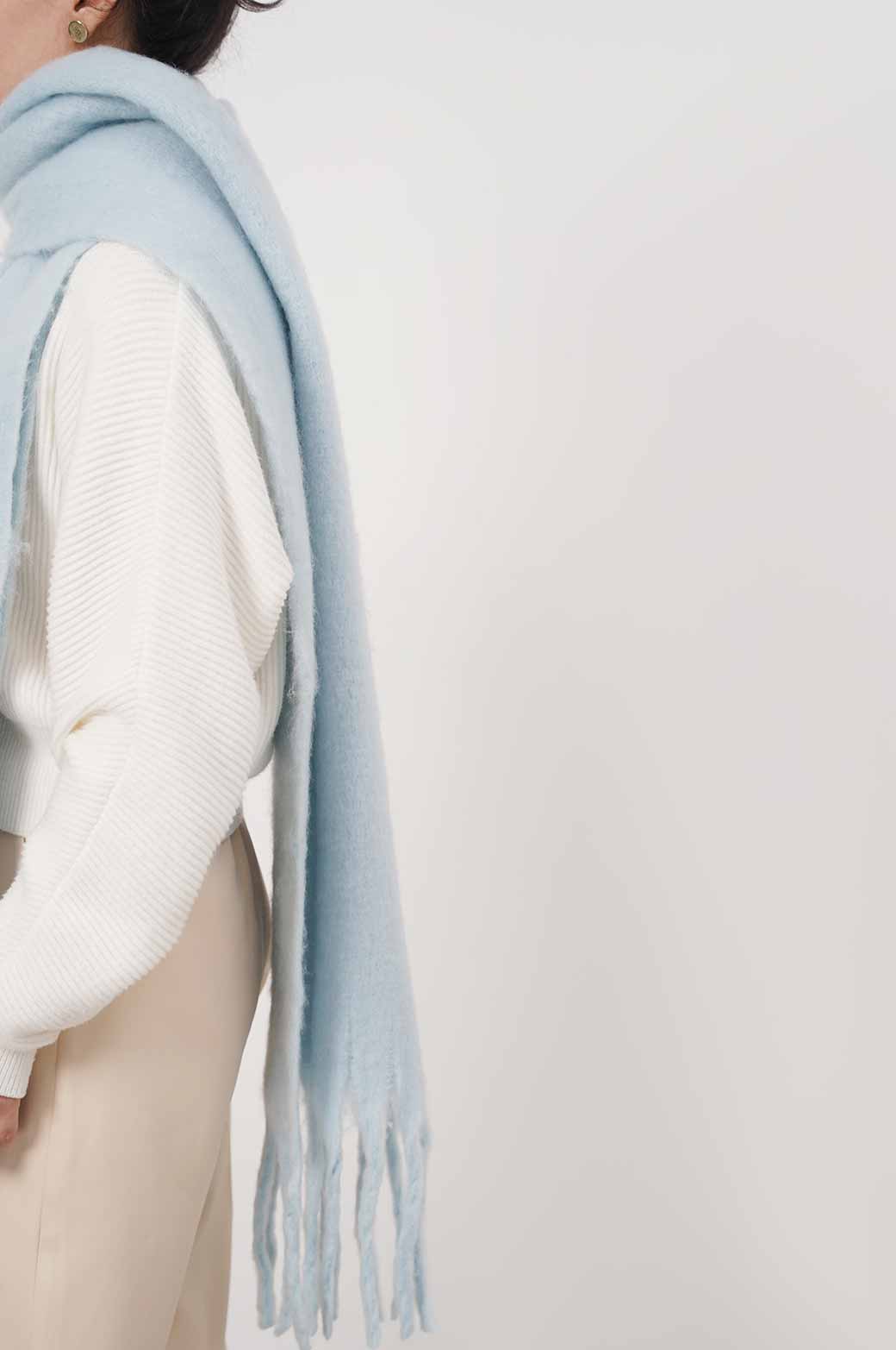 PLUSH WOOLY SCARF - Image 2