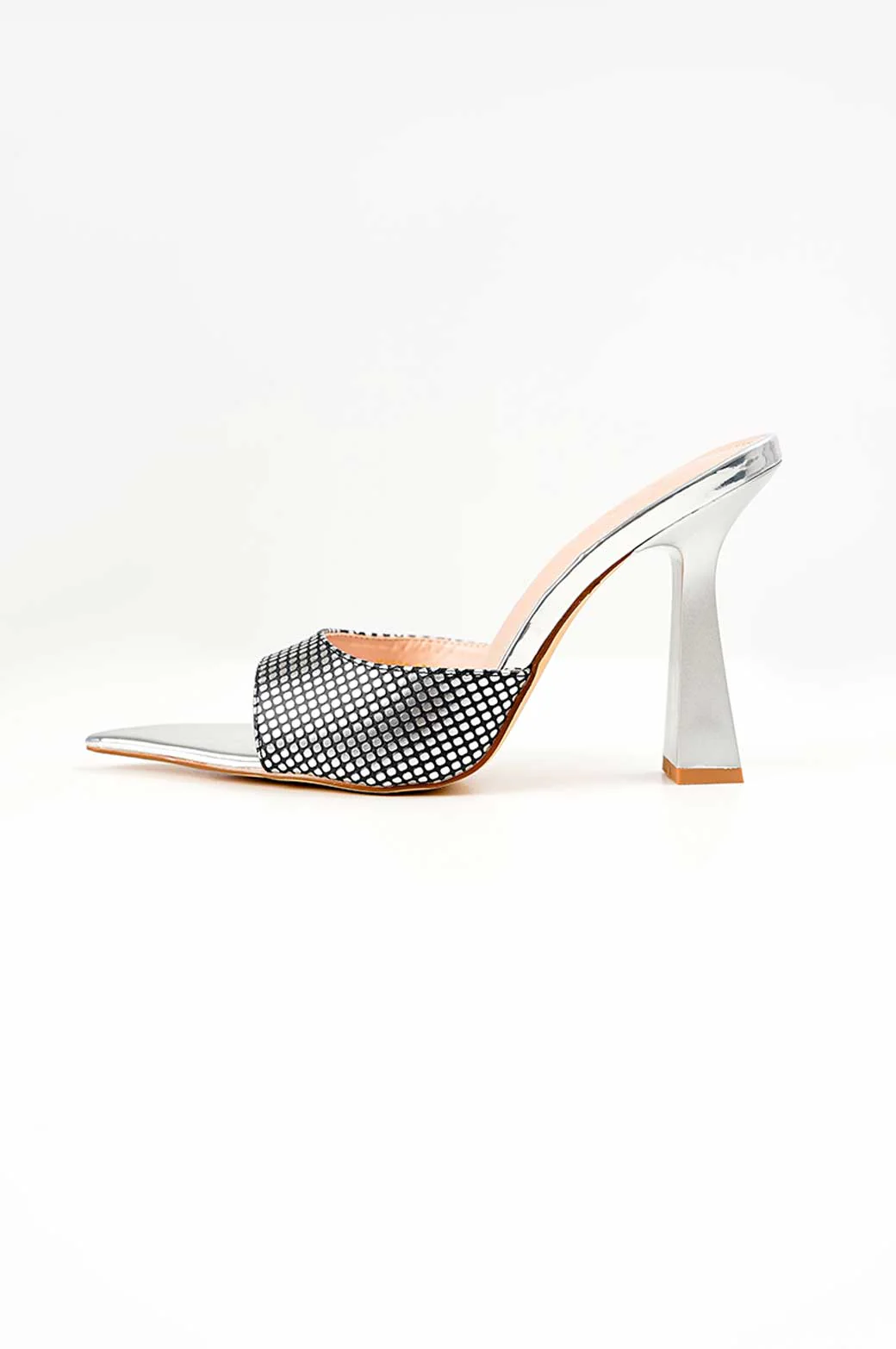 POINTED GOLD HEELS - Image 5