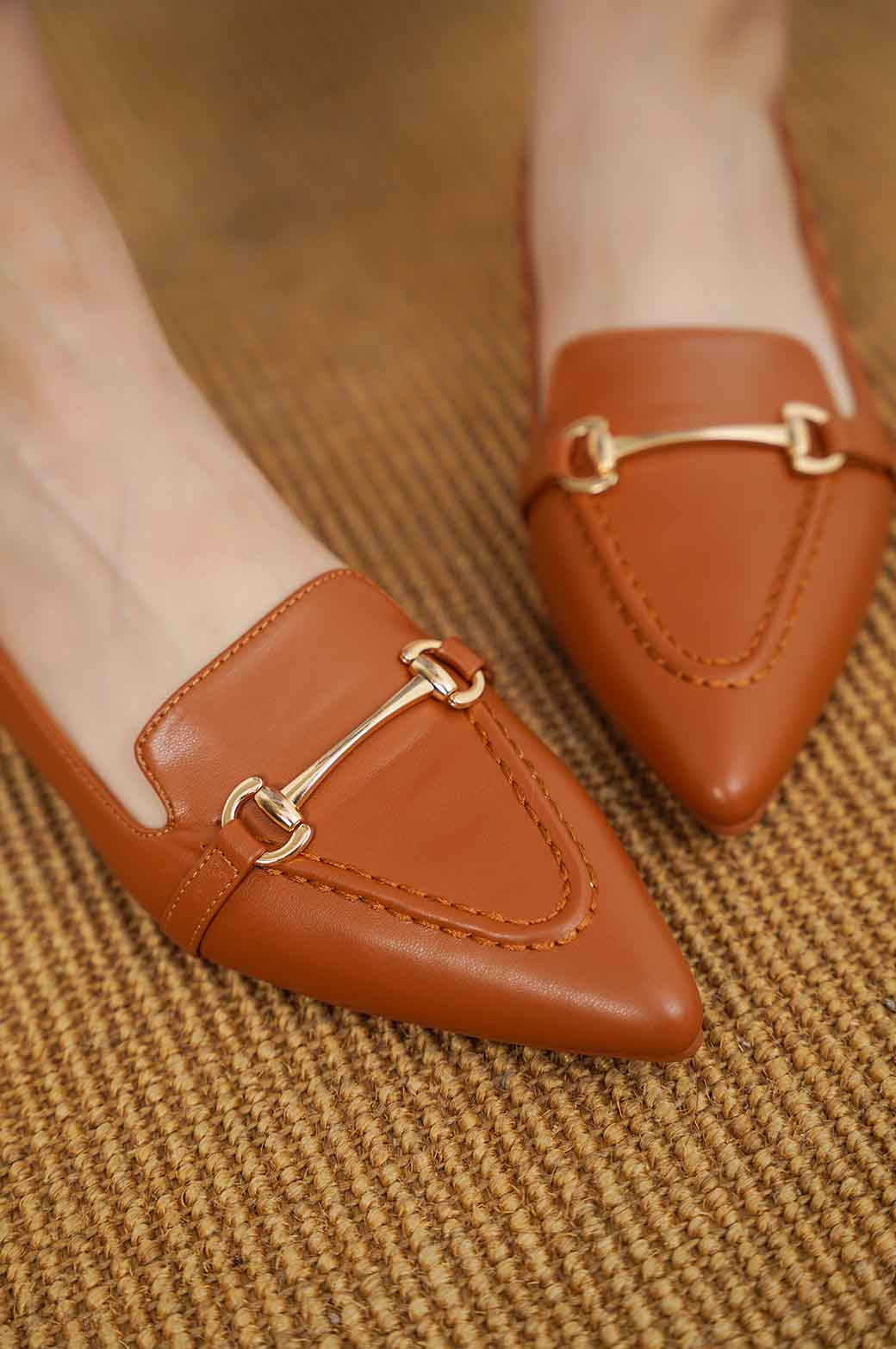 POINTED PUMPS - Image 2