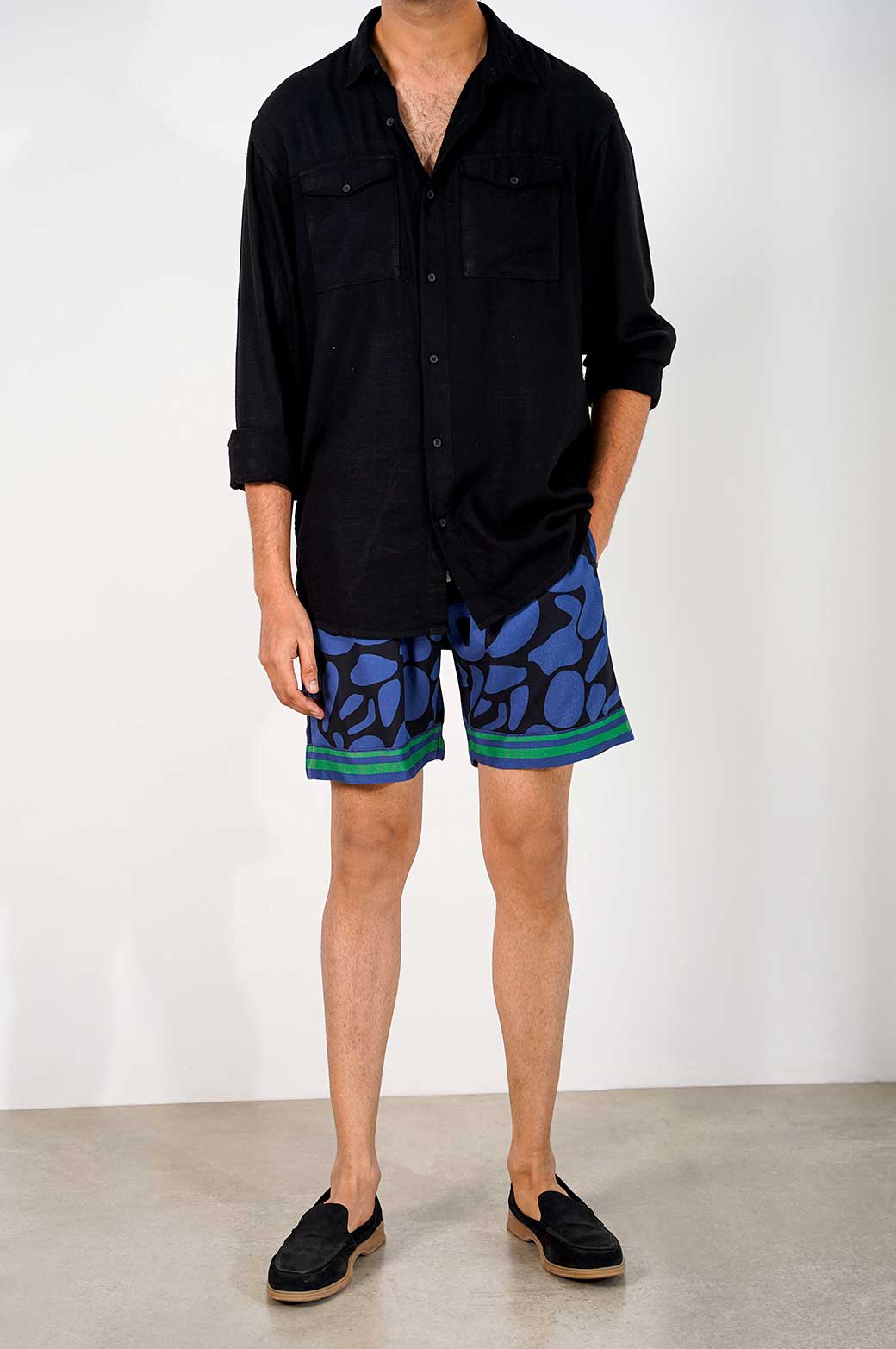 PRINTED DRAWSTRING SHORTS - Image 2