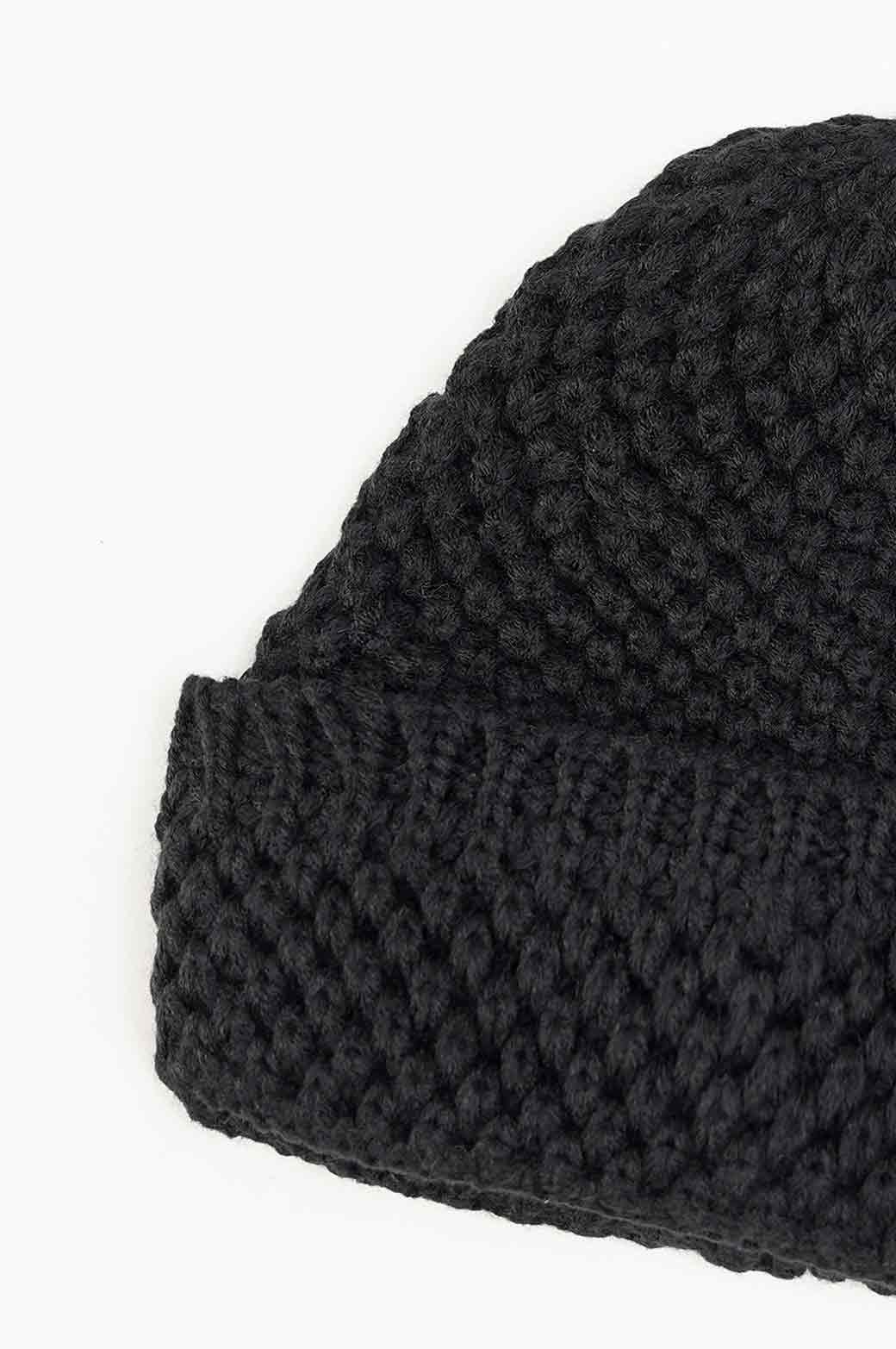 REGULAR KNITTED BEANIE - Image 2