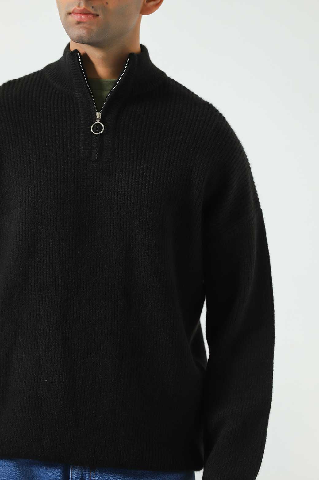 RELAXED MOCKNECK SWEATER - Image 2