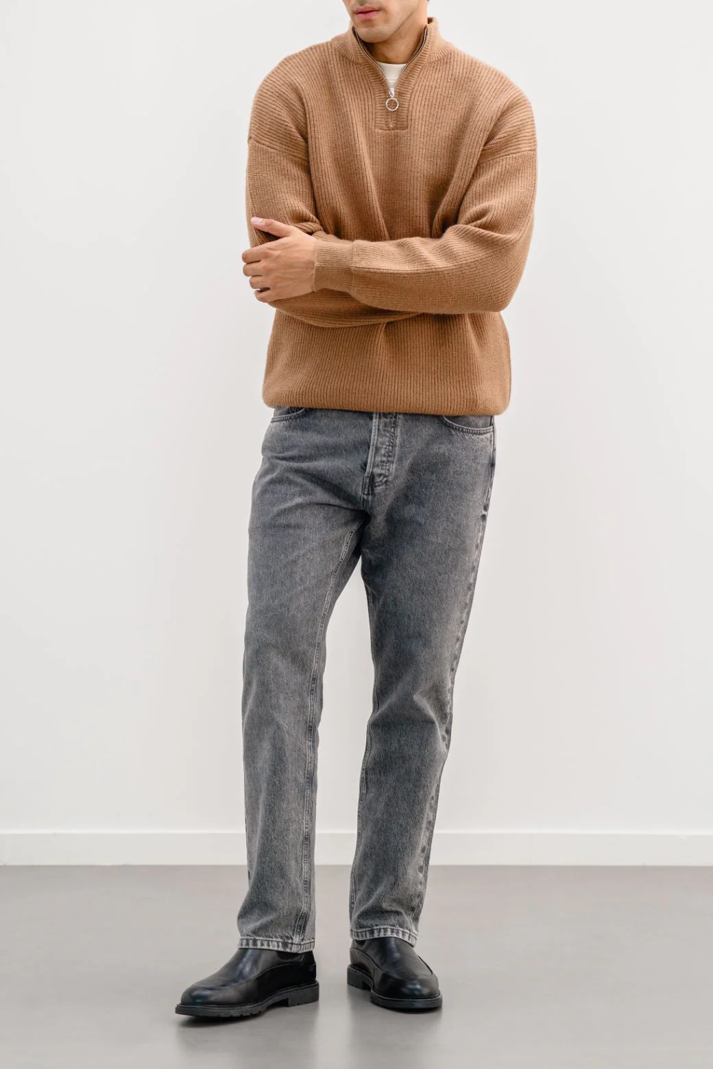 RELAXED MOCKNECK SWEATER - Image 4