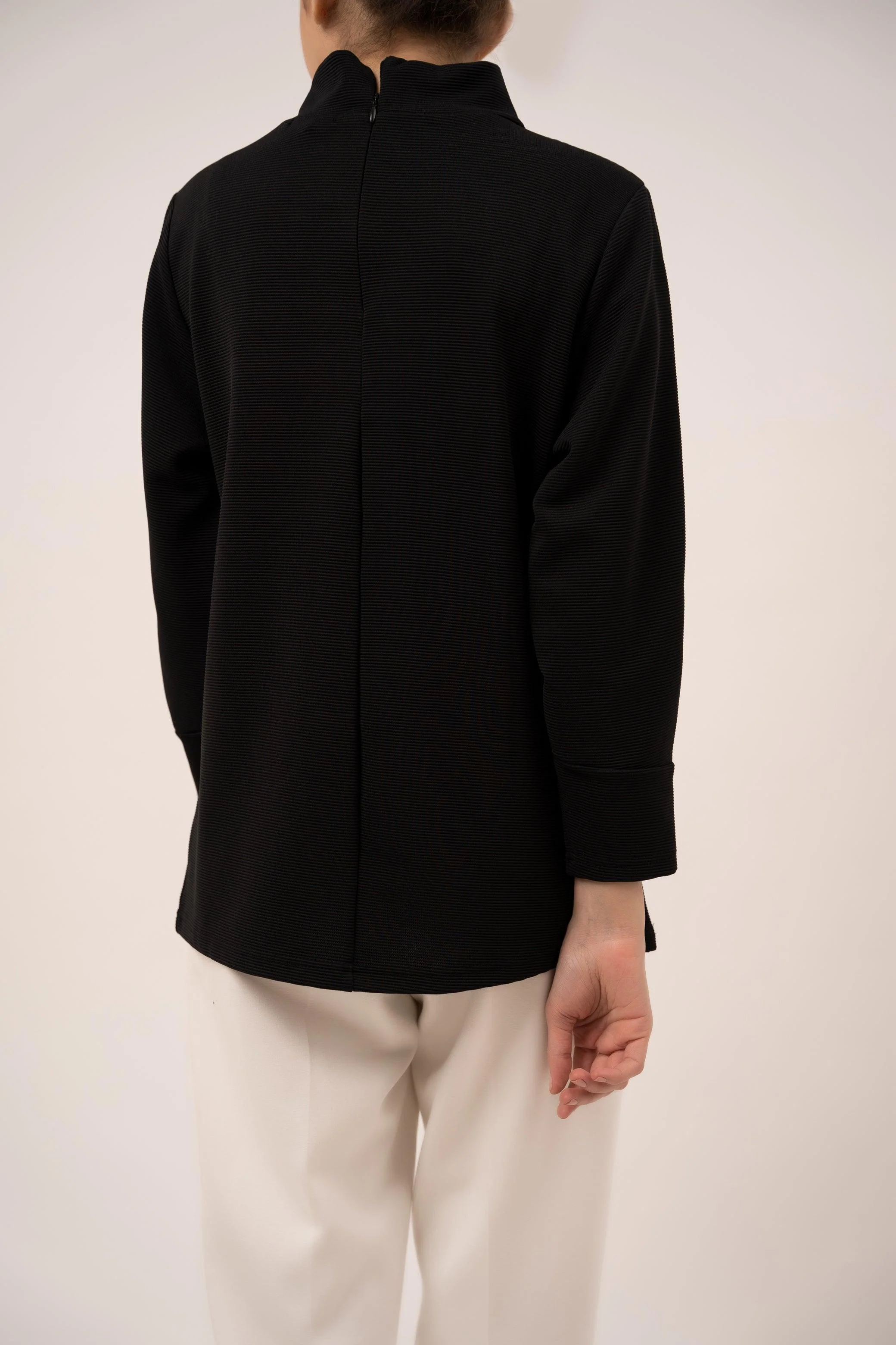 RIBBED HIGH NECK PULLOVER - Image 3