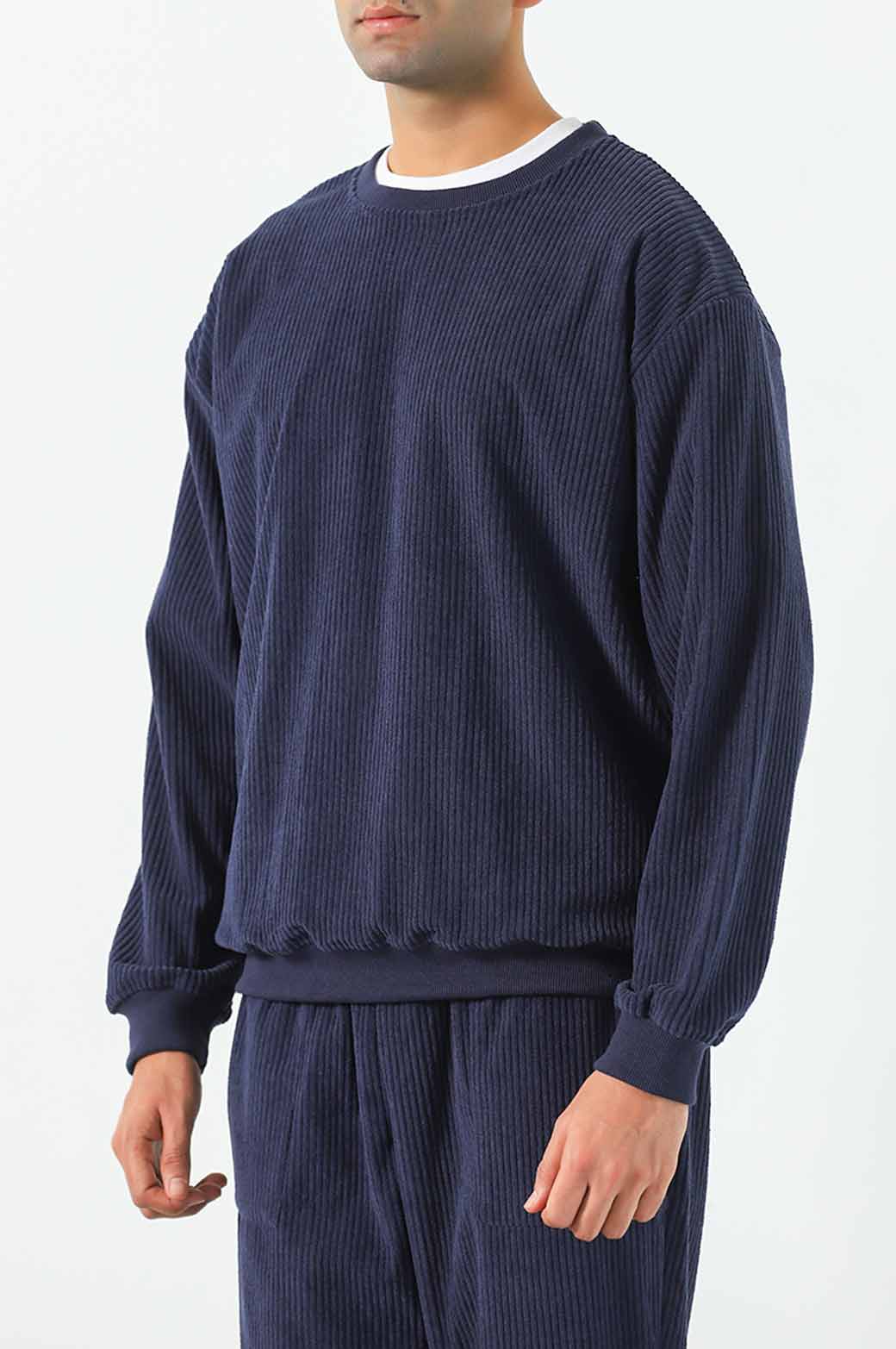 RIBBED KNIT SWEATER