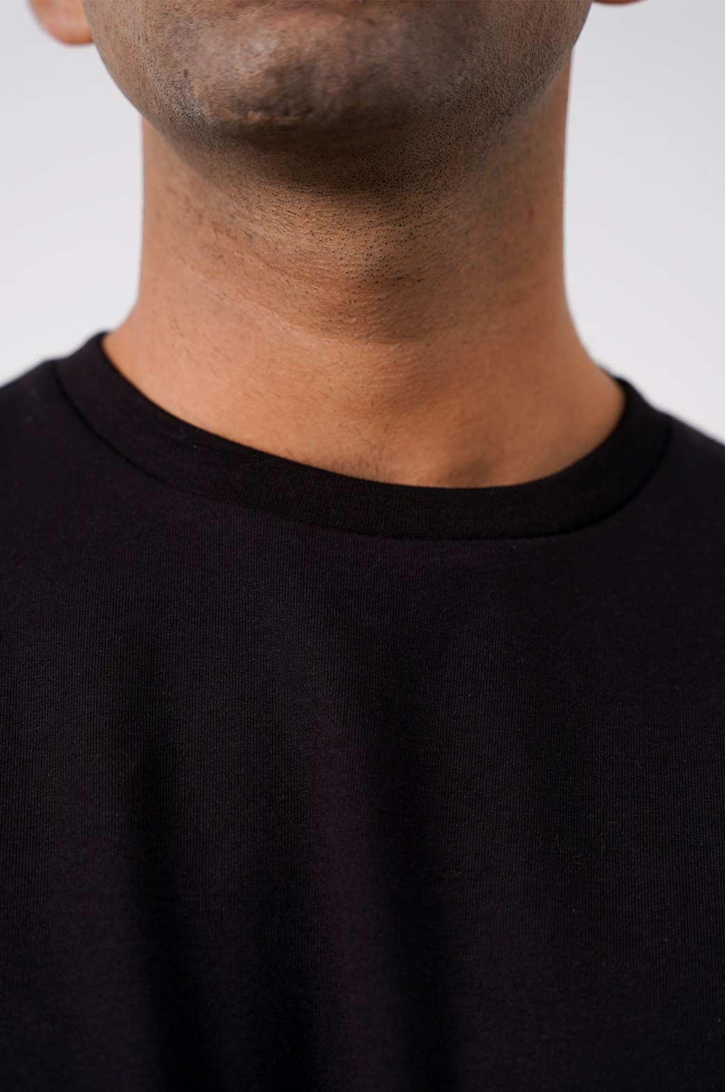 ROUND NECK T-SHIRT - Image 4