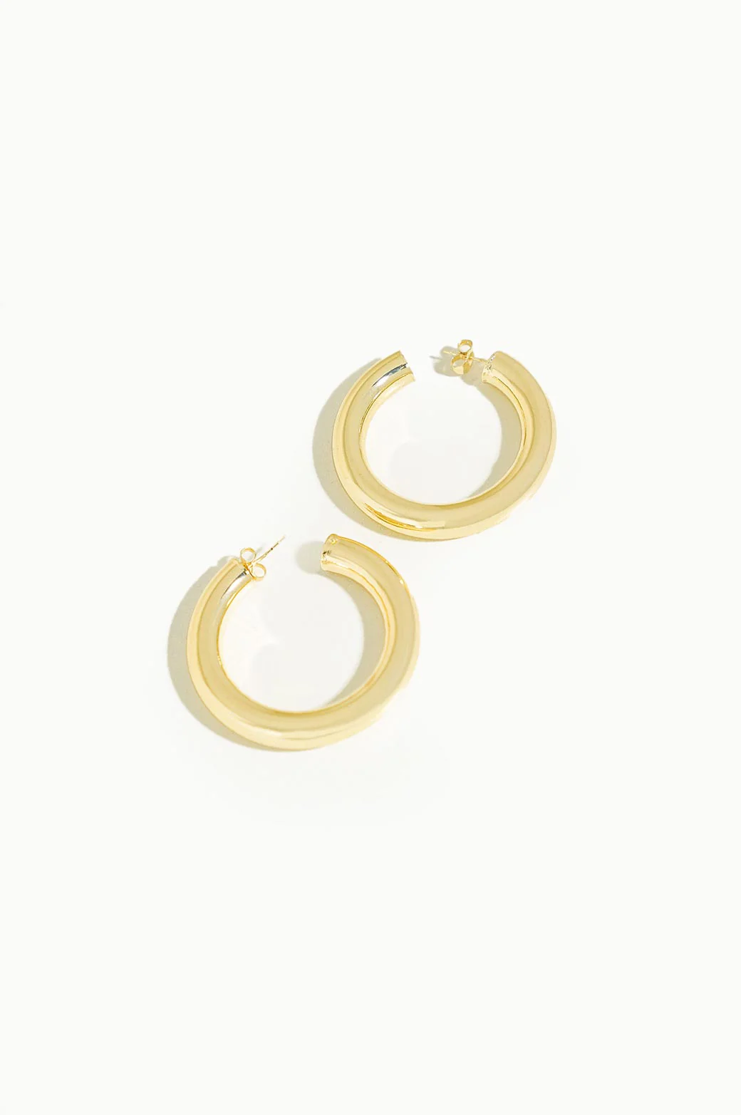 ROUND TUBE EARING