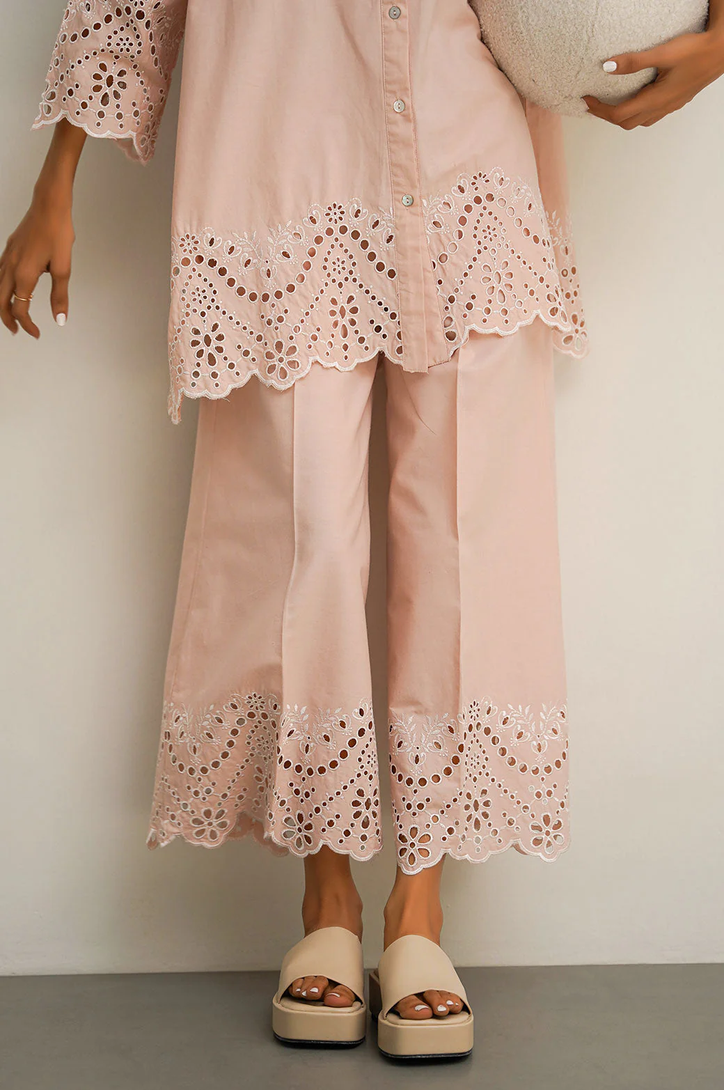 SCHIFFLI DRAWSTRING CULOTTES - Image 2