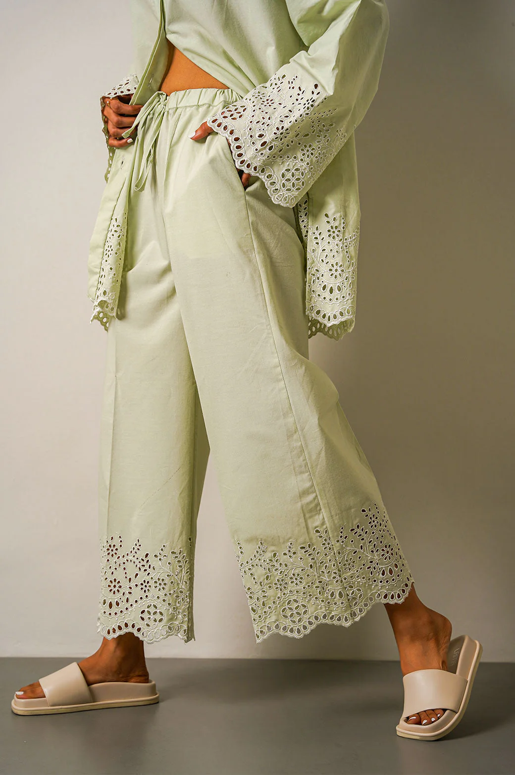 SCHIFFLI DRAWSTRING CULOTTES - Image 4