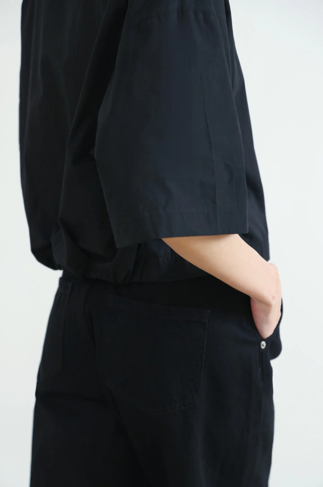 SHORT SHIRT WITH STRETCHY BACK - Image 4