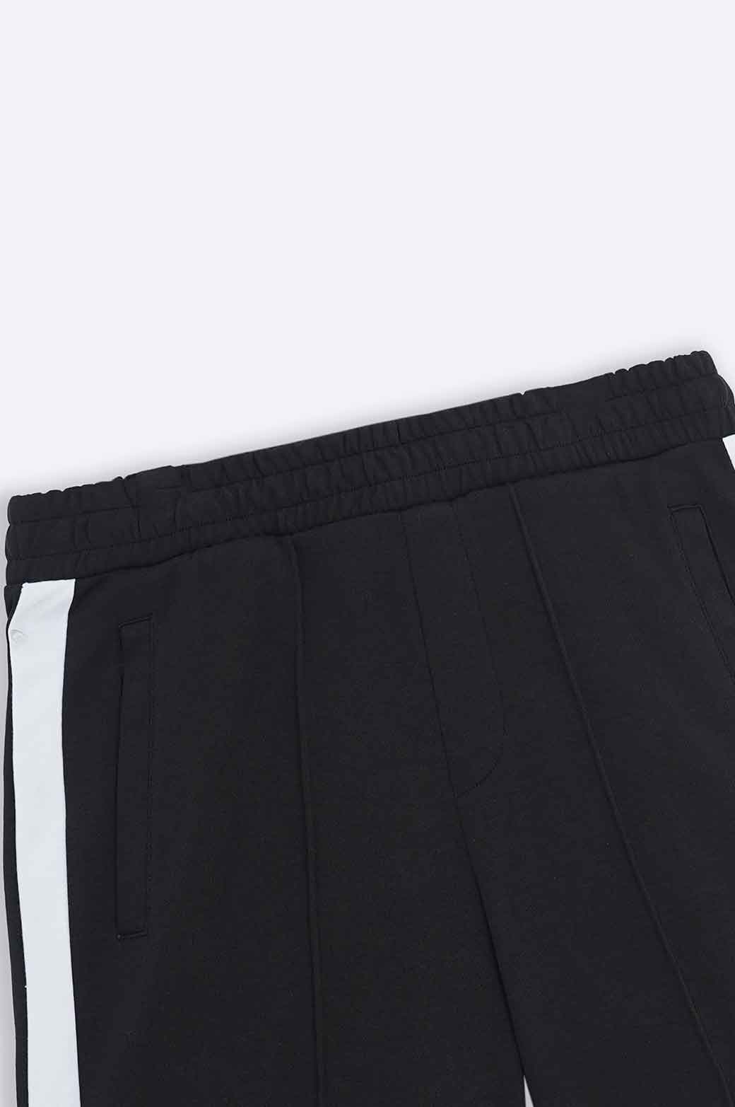 SHORTS WITH SIDE PANEL - Image 2