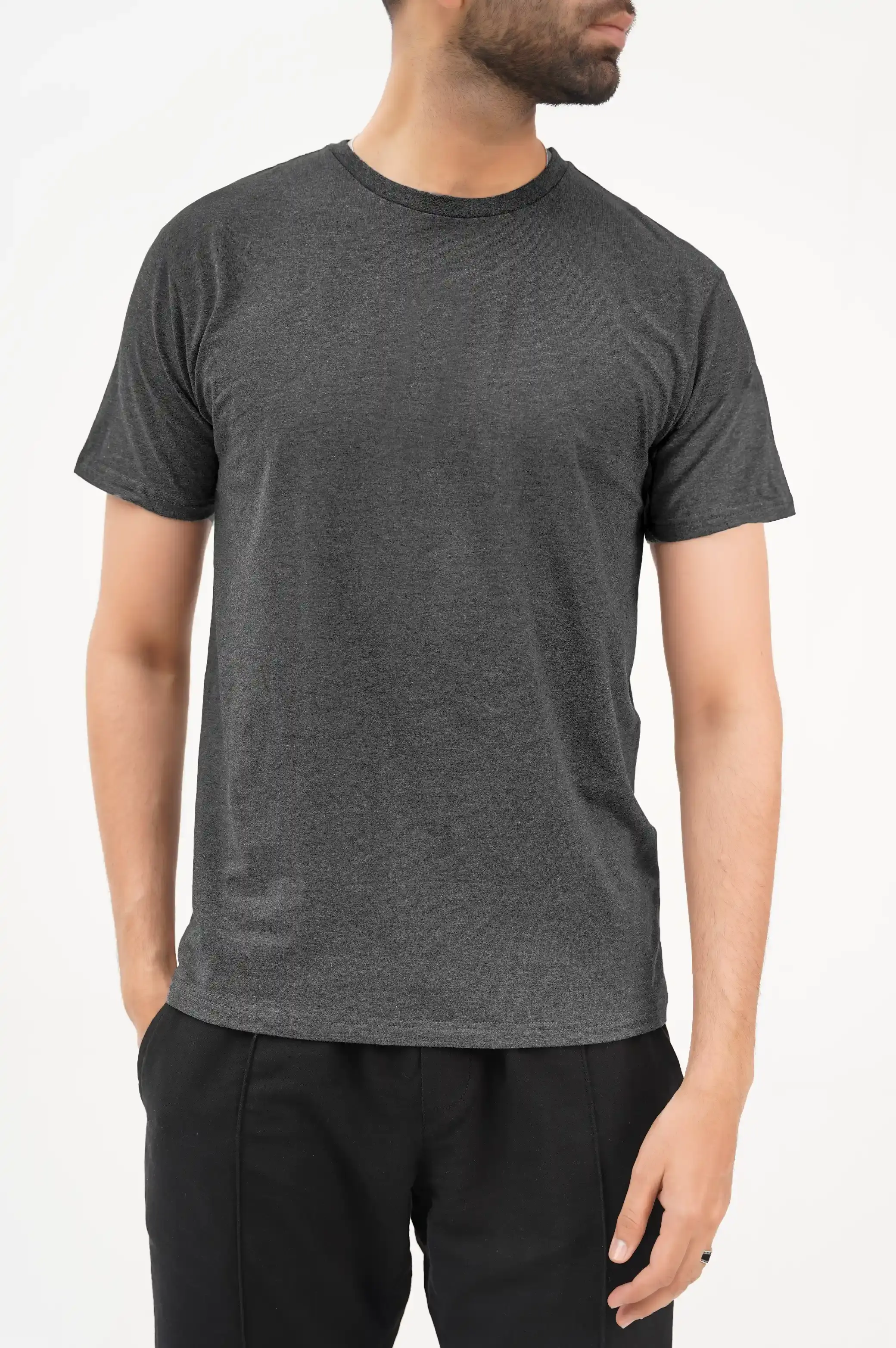 SLIM FIT CREW NECK