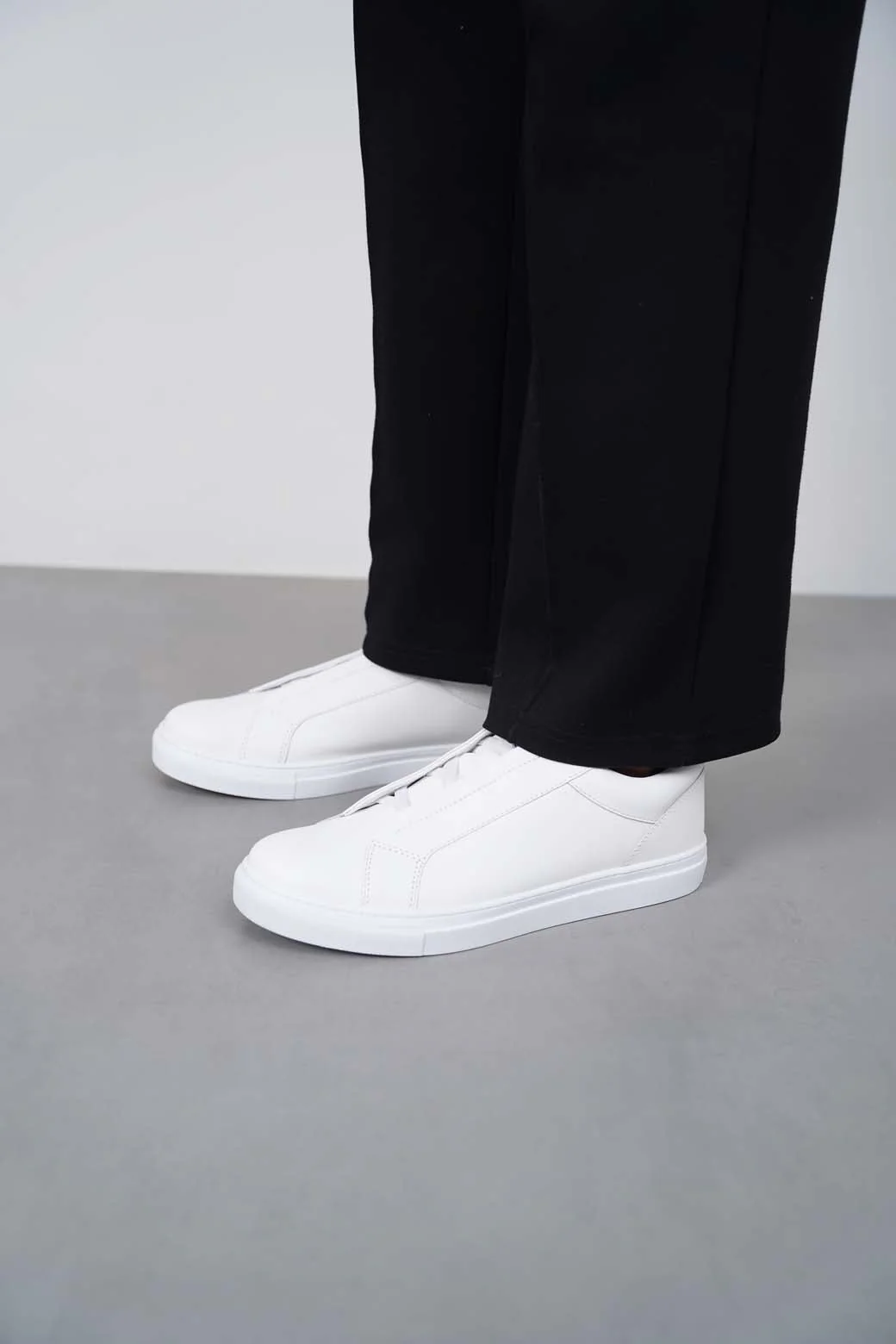SLIP-ON LEATHER SNEAKERS - Image 4