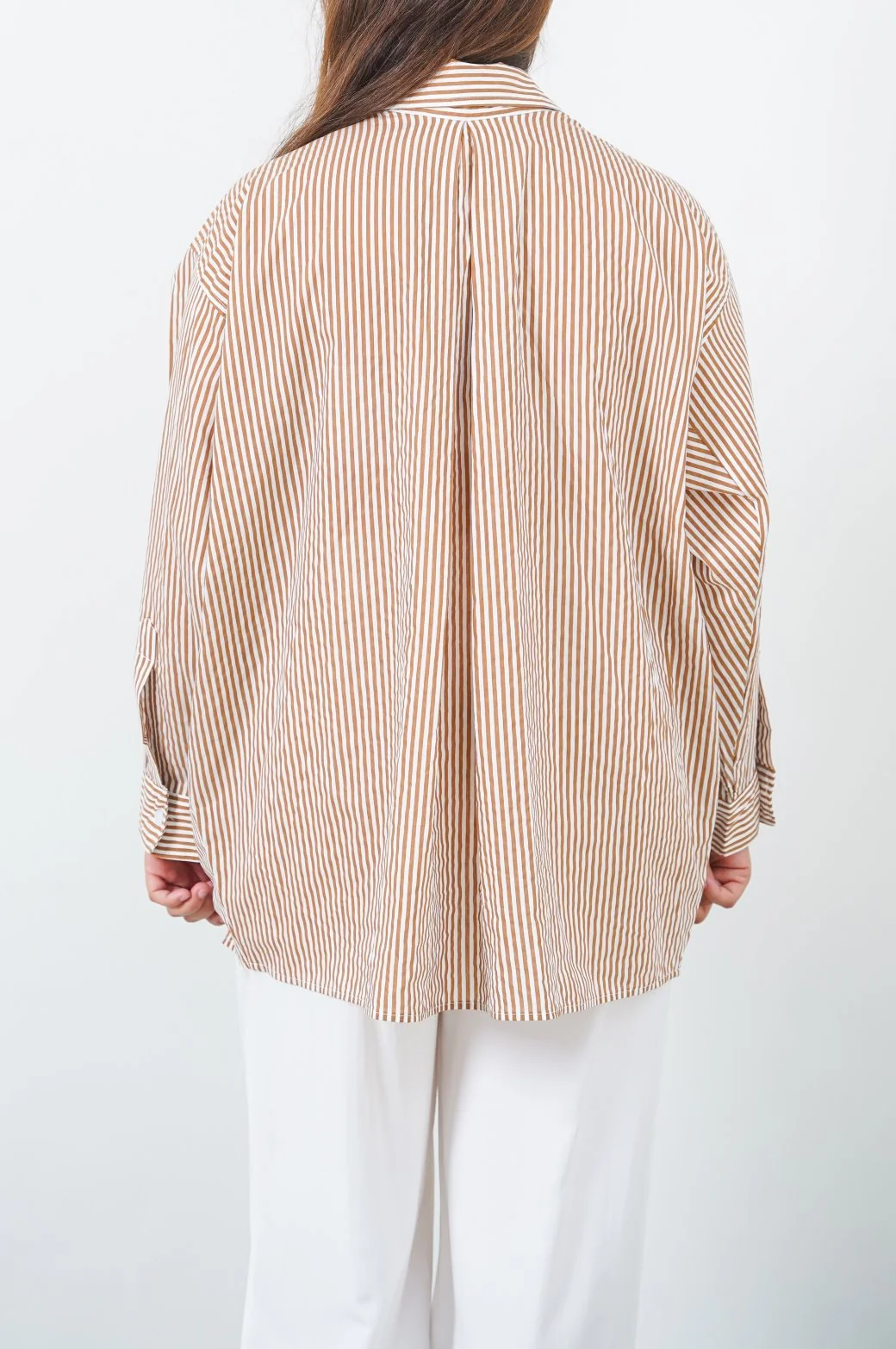 SLOUCHY BUTTON DOWN - Image 5