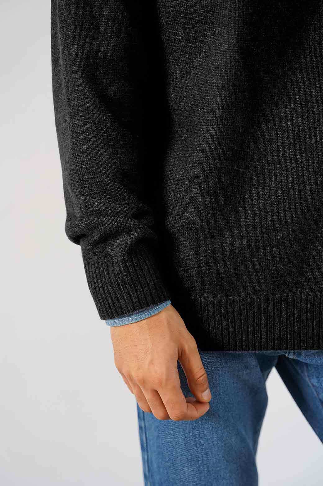 SOFT TEXTURED SWEATER - Image 2