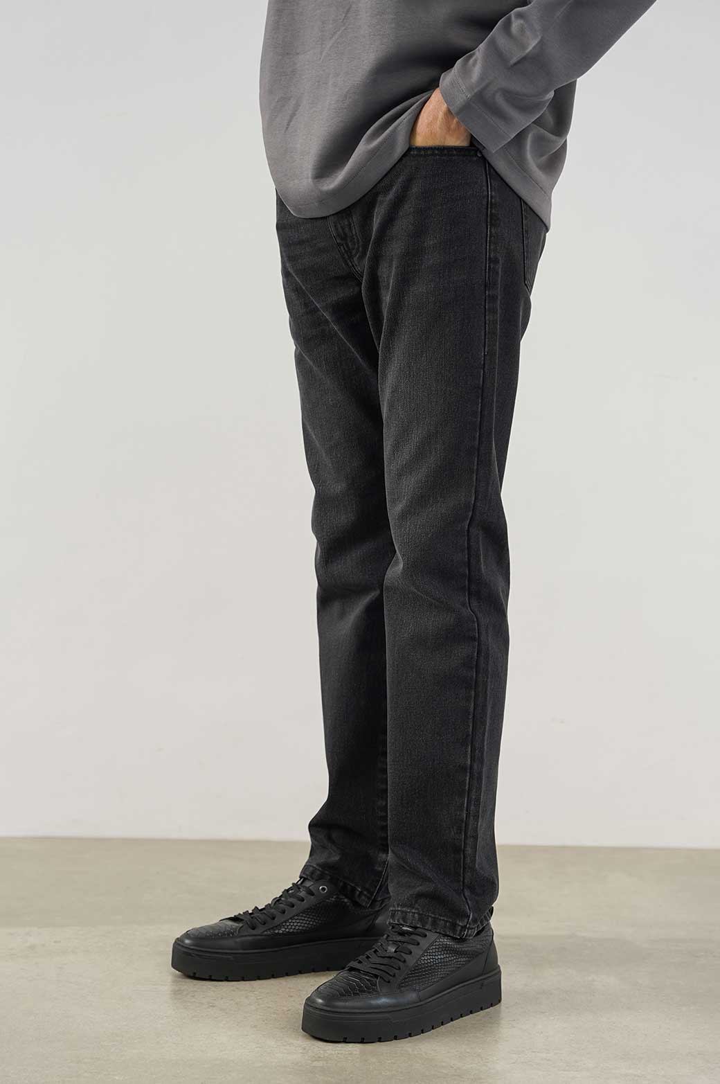 STRAIGHT CUT DENIM - Image 3