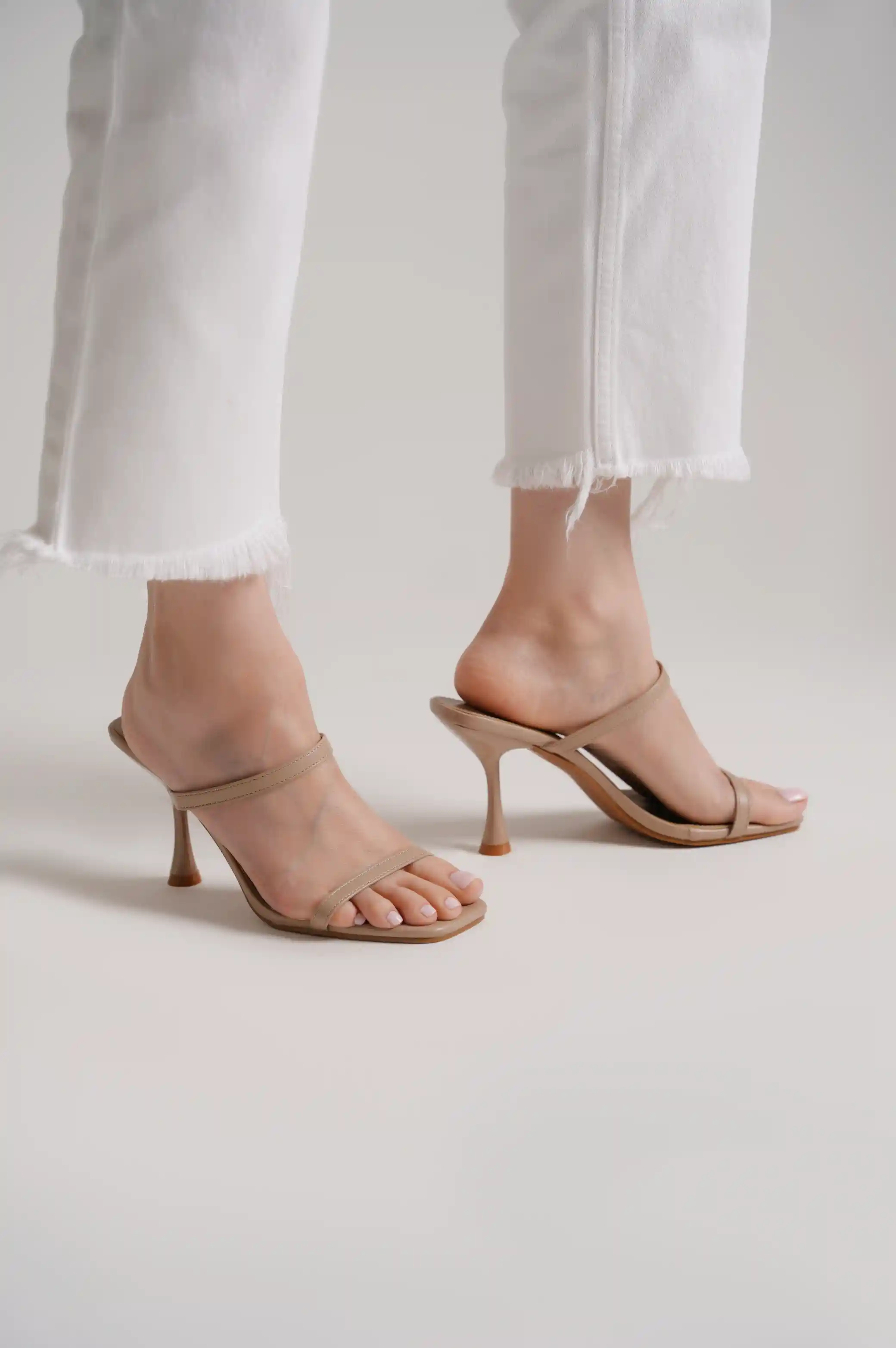 STRAPPY HEELED SLIDES