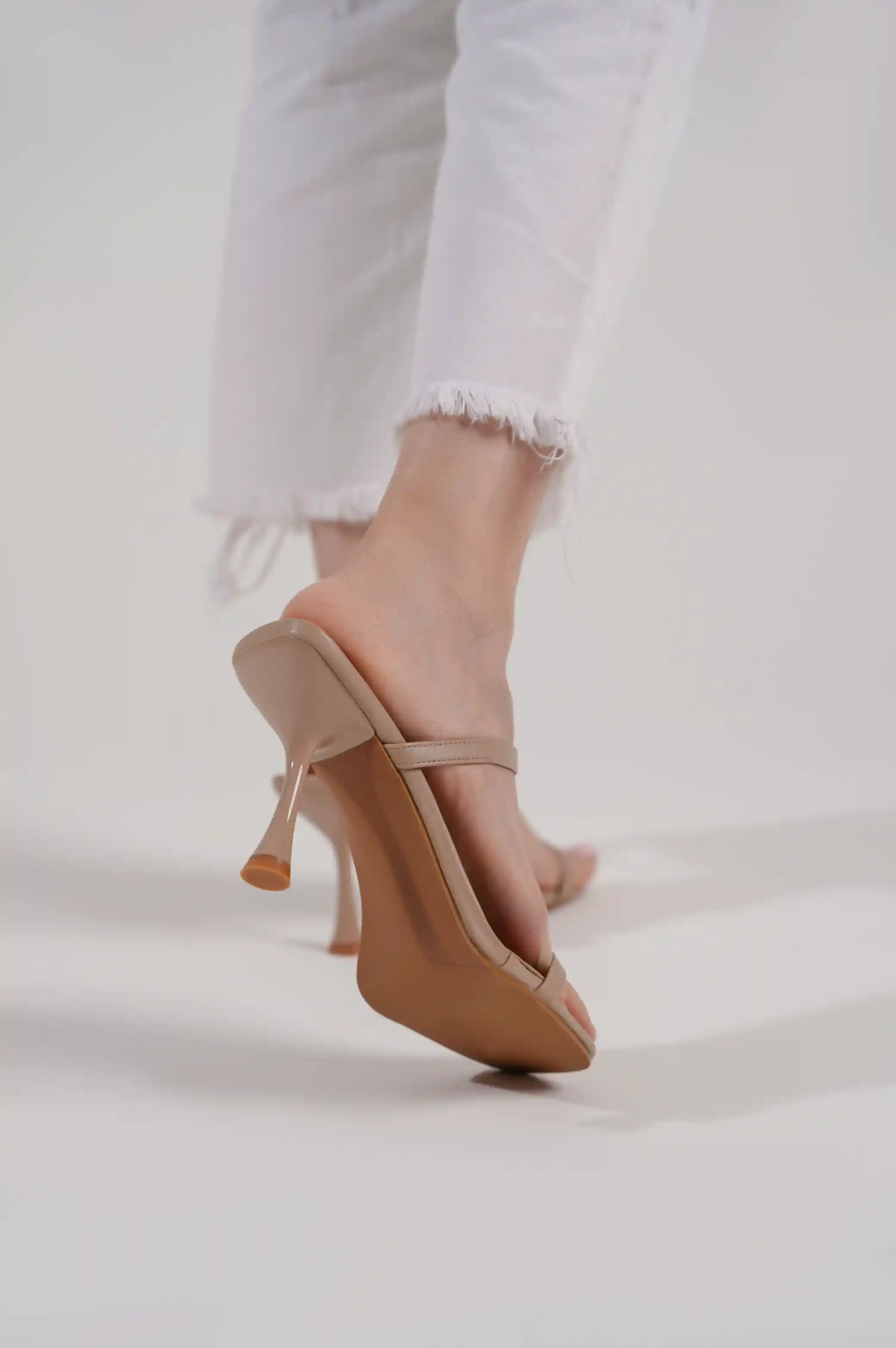 STRAPPY HEELED SLIDES - Image 3