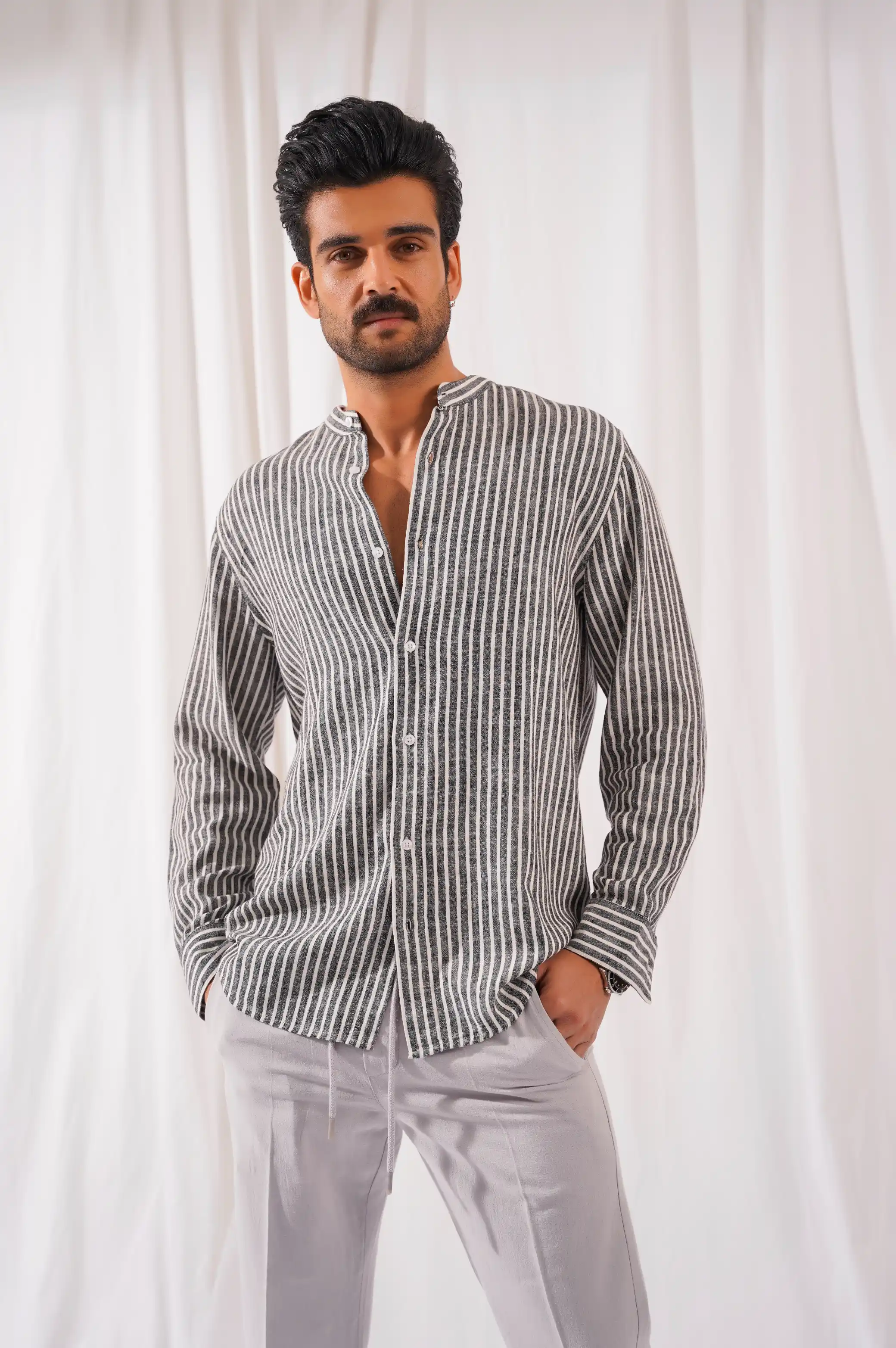STRIPED BUTTON DOWN SHIRT