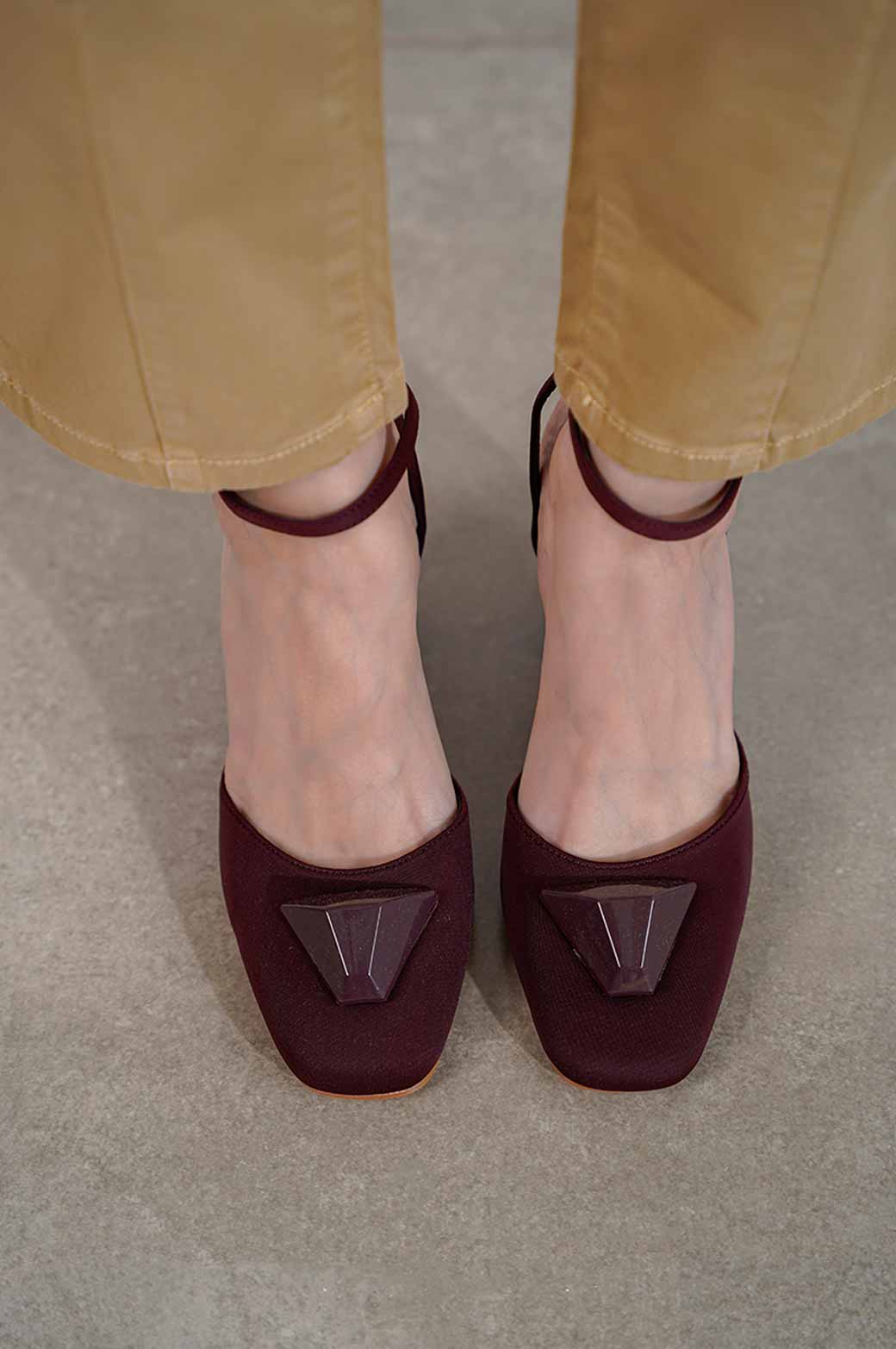 STUDDED BLOCK HEEL