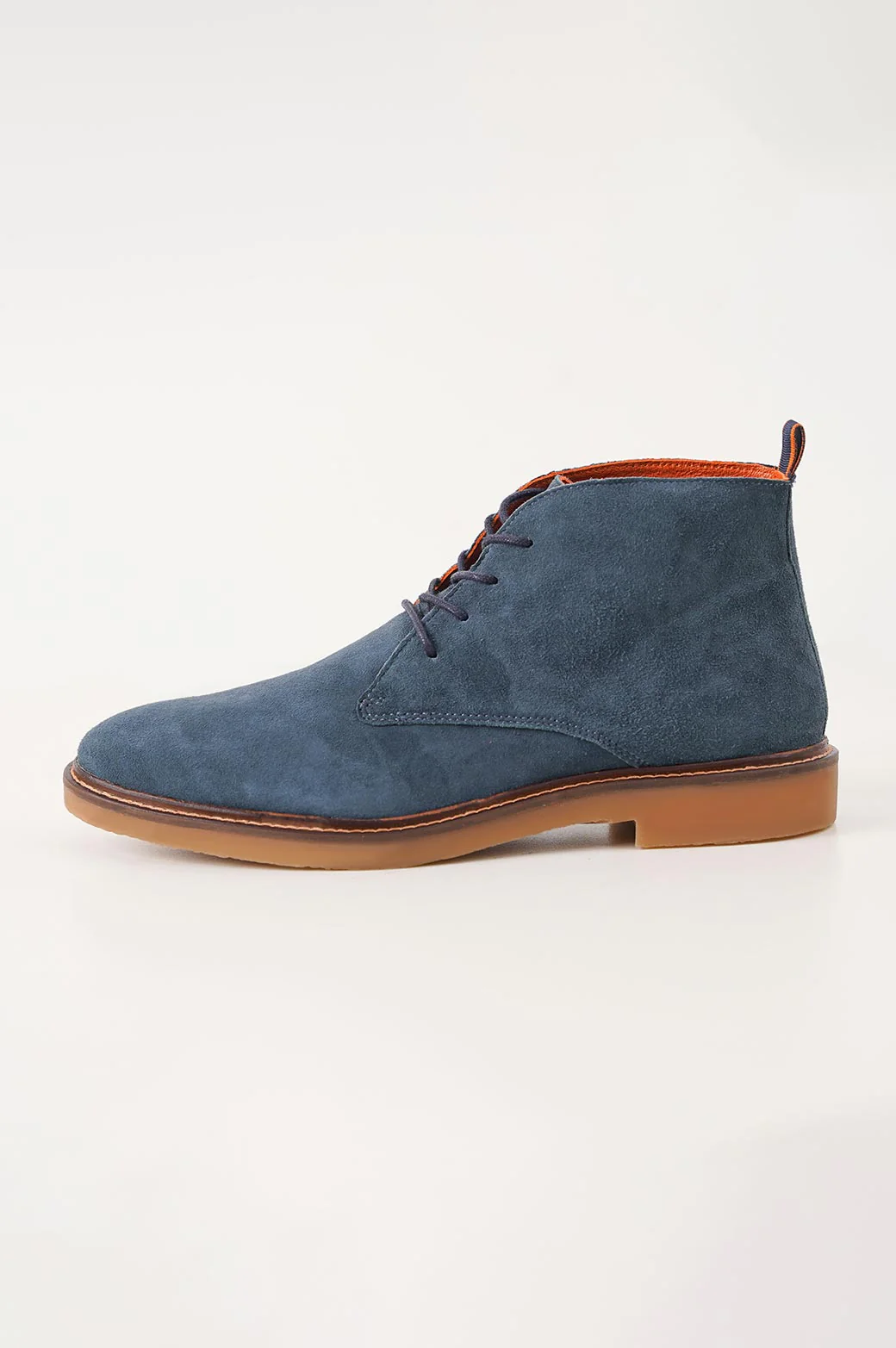 SUEDE CHUKKA BOOTS