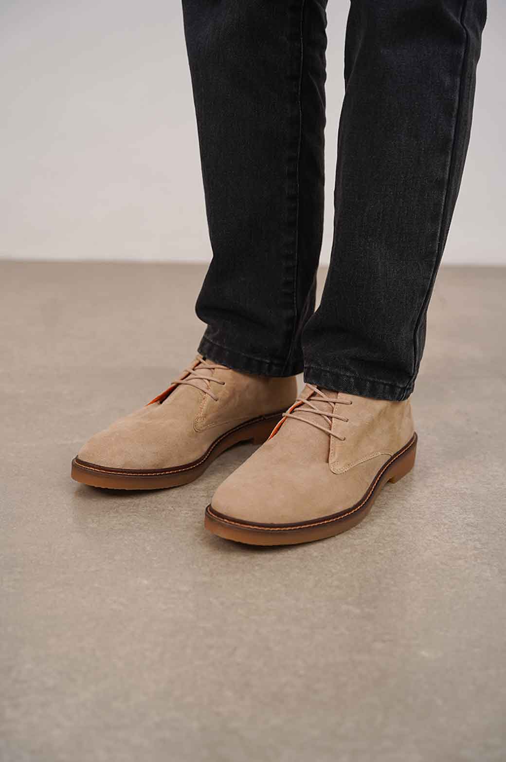 SUEDE CHUKKA BOOTS - Image 4