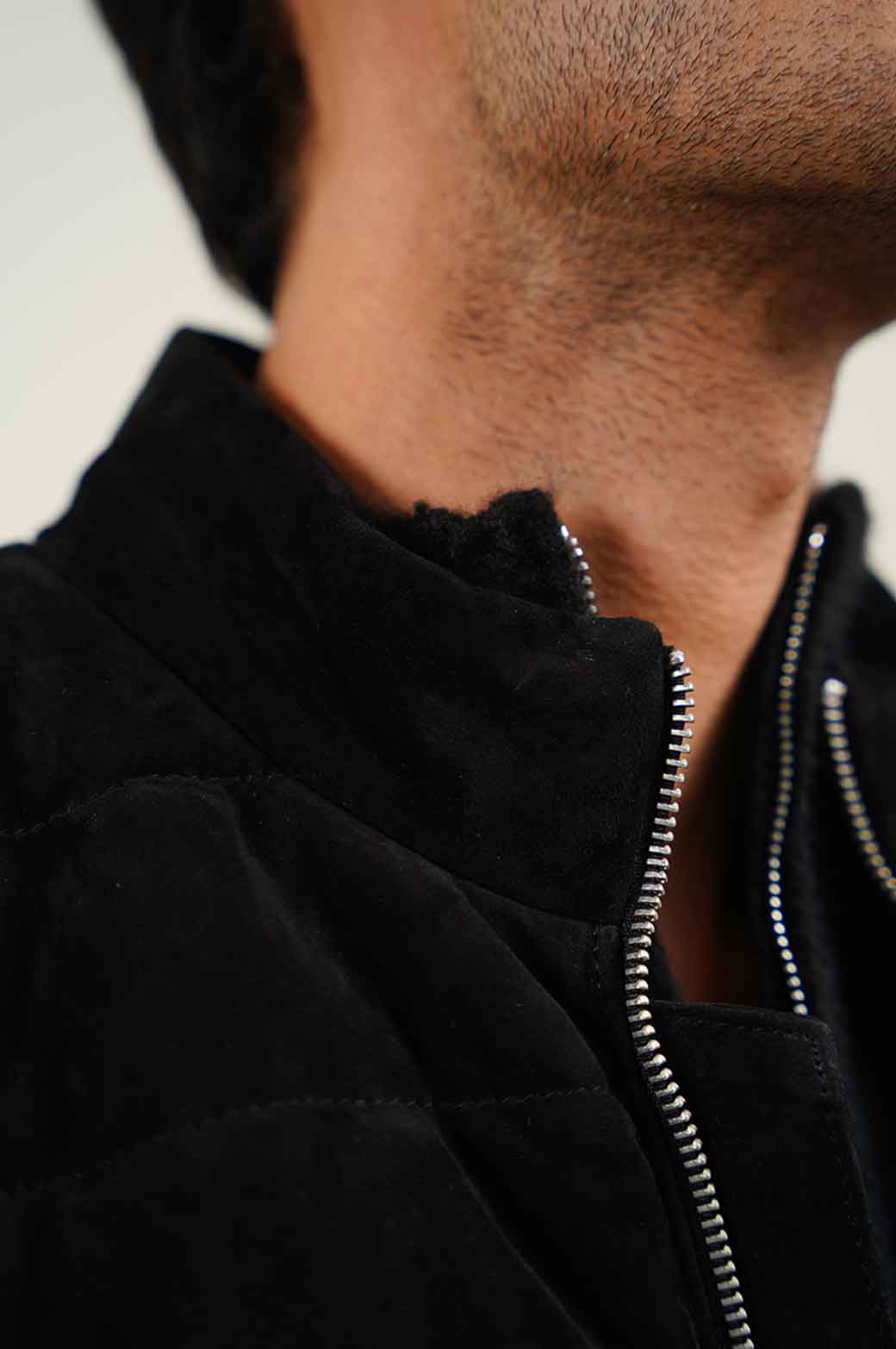 SUEDE ZIPPER GILET - Image 5