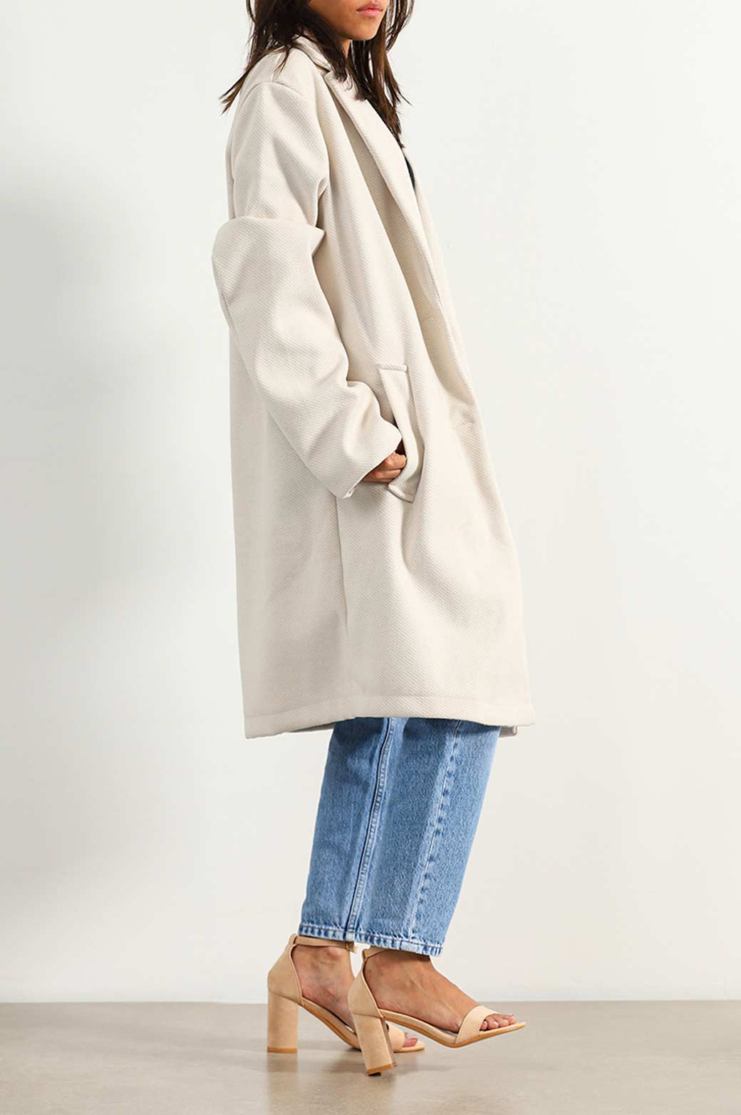 SUPER RELAXED LUXURY COAT - Image 3