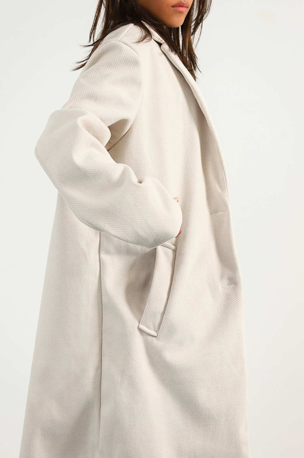 SUPER RELAXED LUXURY COAT - Image 5