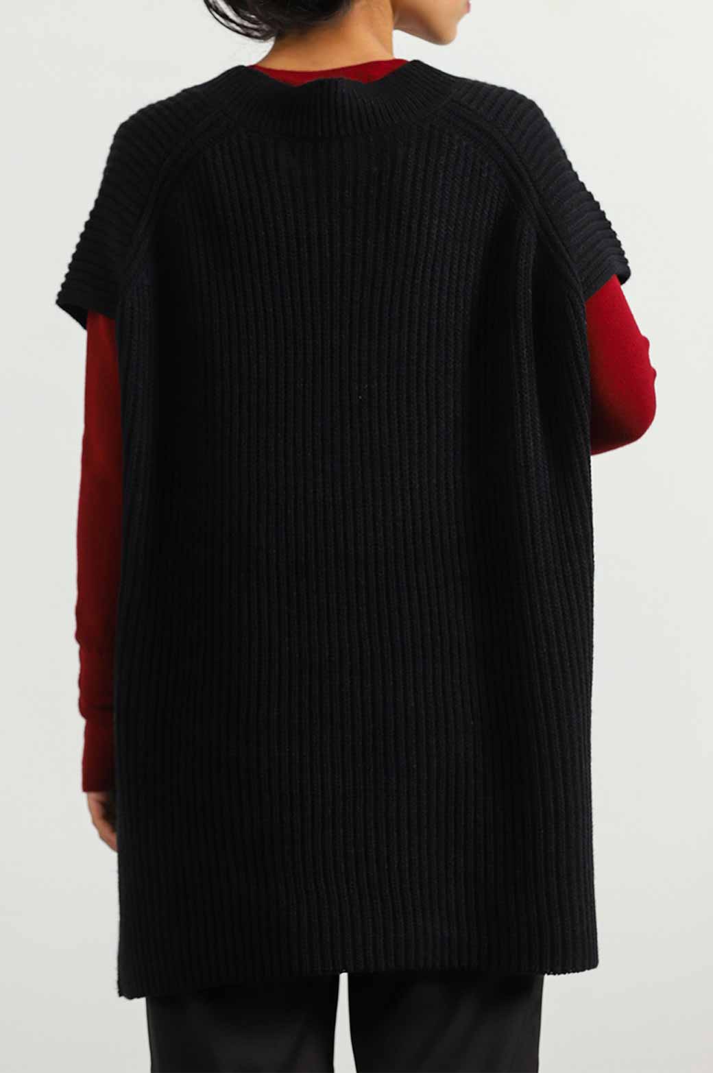 SWEATER VEST - Image 3