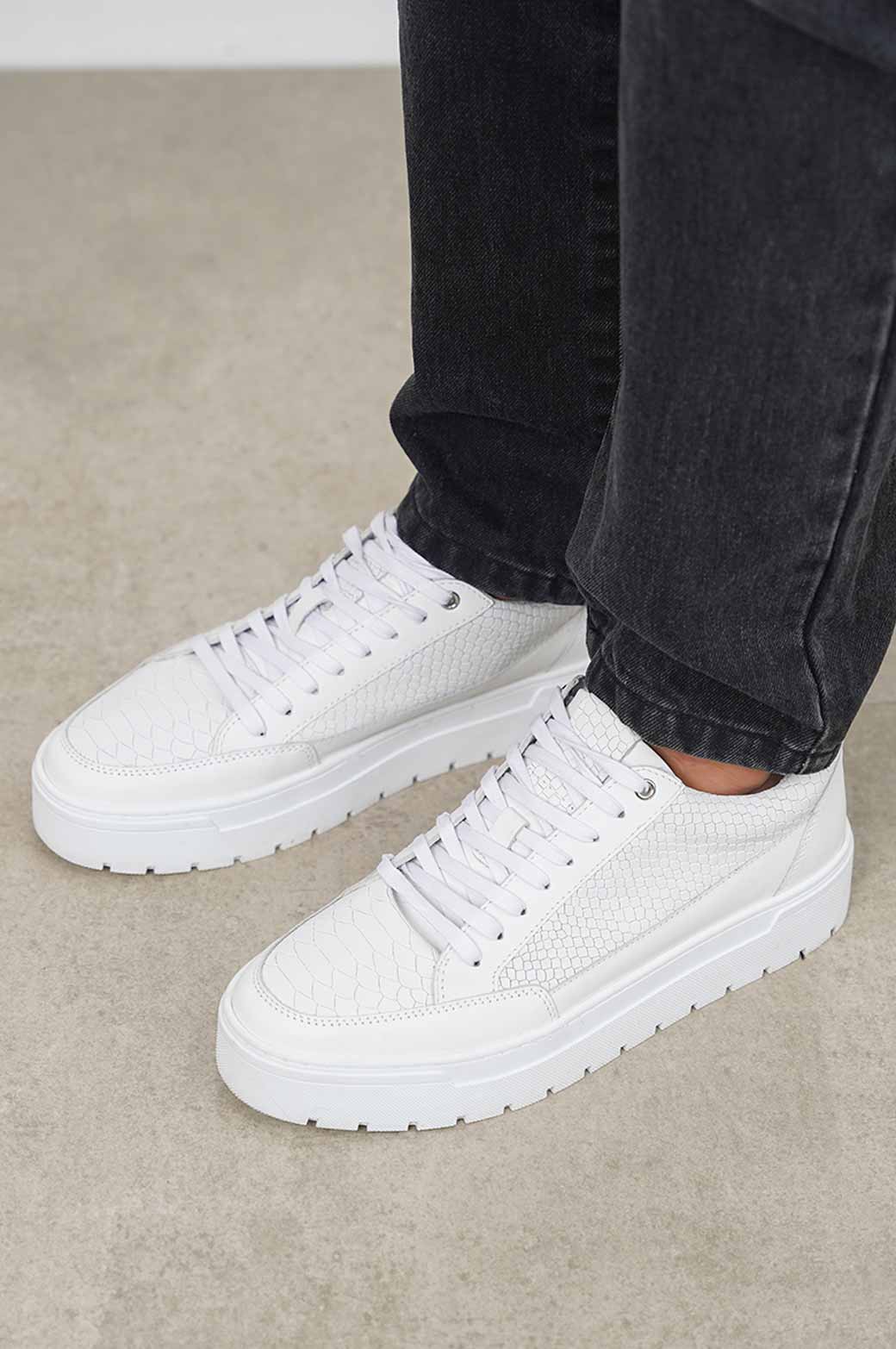 TEXTURED LEATHER SNEAKERS - Image 3