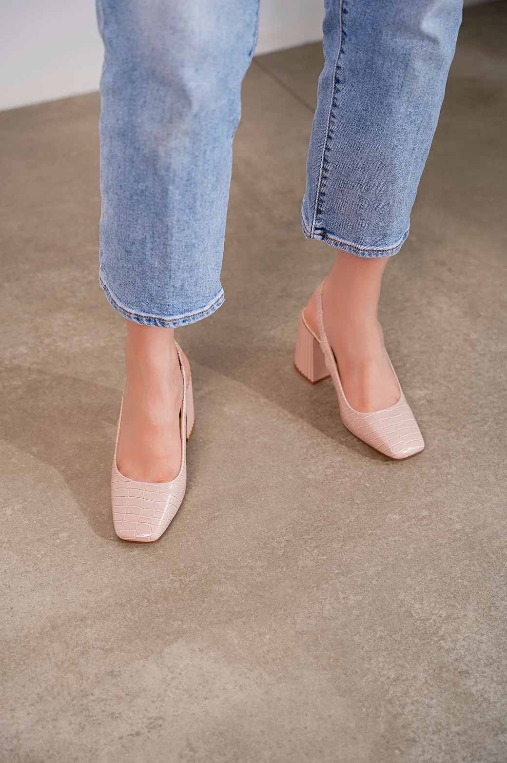 TEXTURED SLINGBACK - Image 4