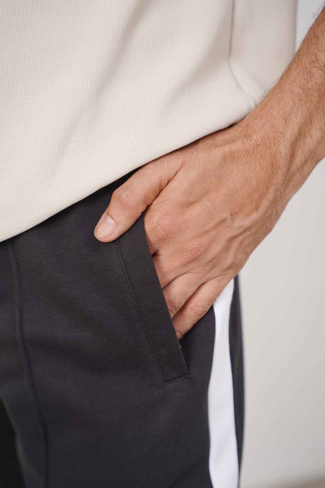 TROUSER WITH SIDE PANEL - Image 3