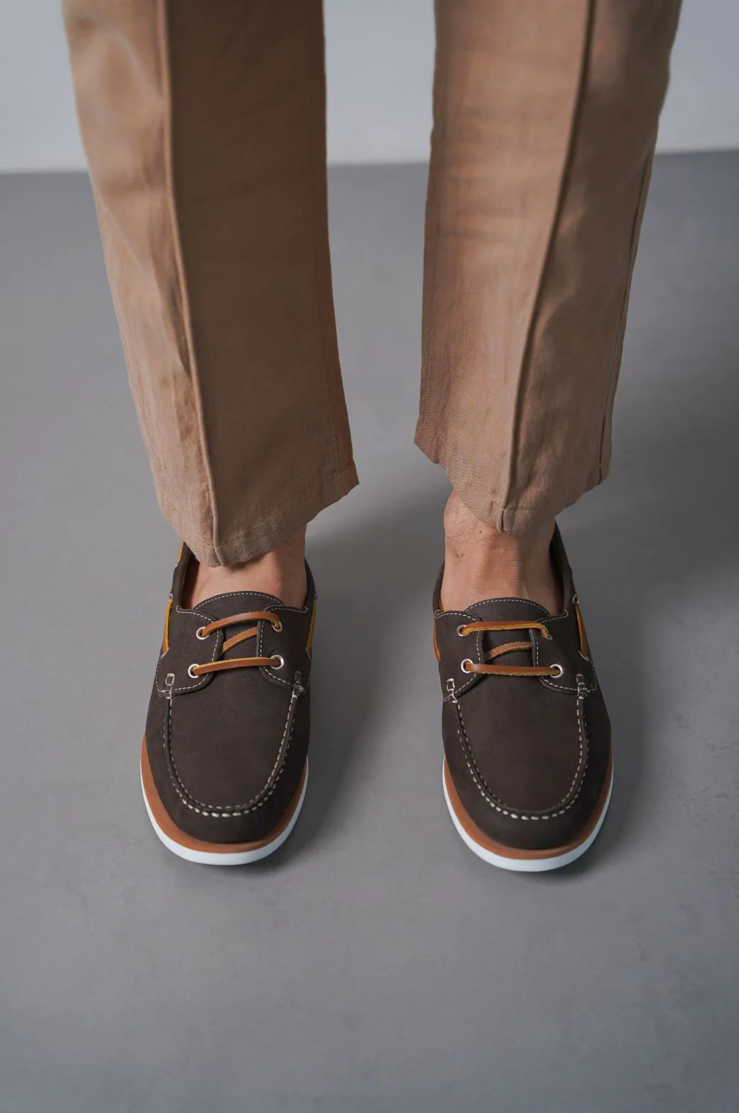 TUMBLED LEATHER BOAT SHOES - Image 4