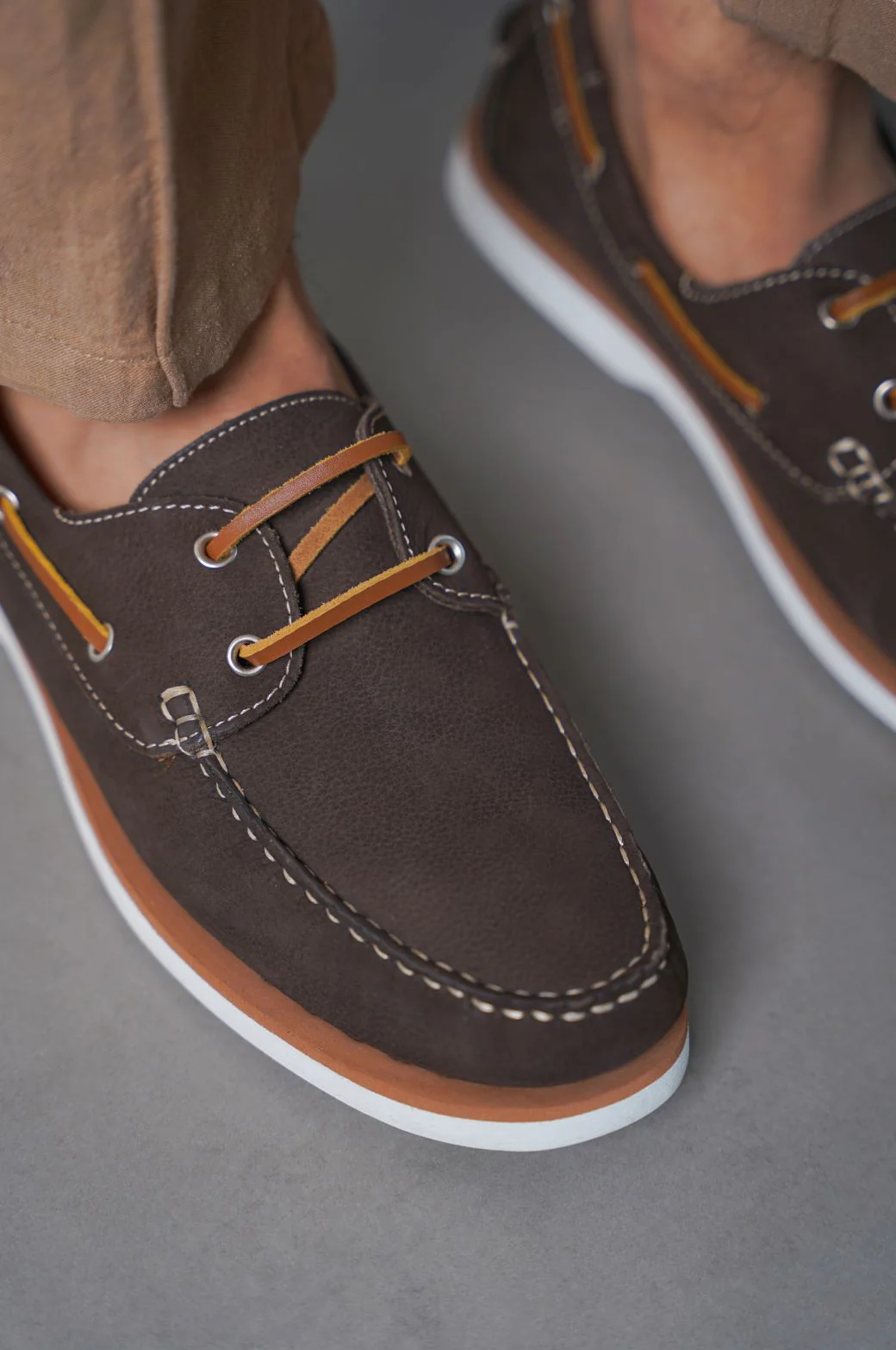 TUMBLED LEATHER BOAT SHOES - Image 5