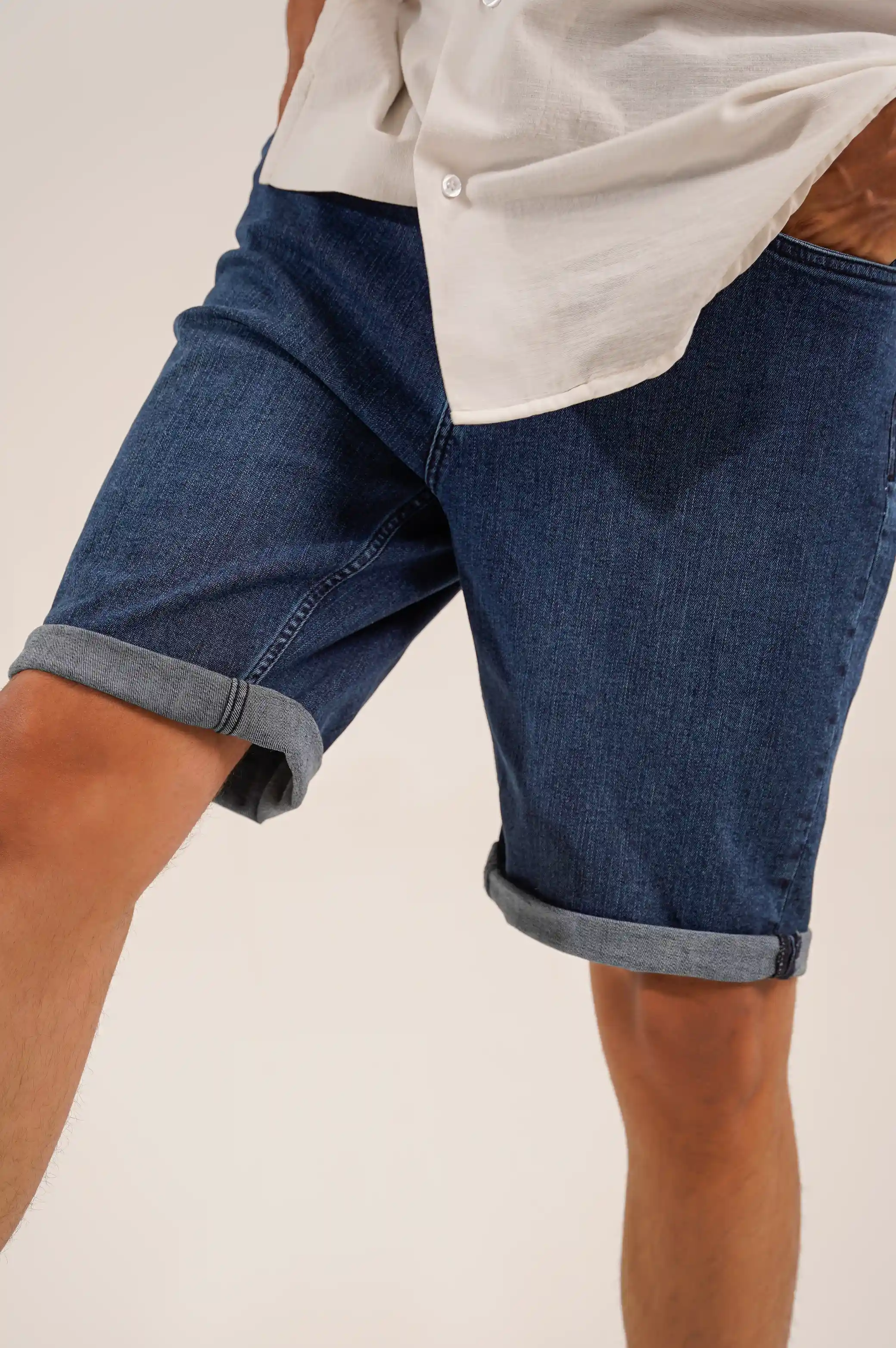 TURN-UP DENIM SHORTS - Image 2