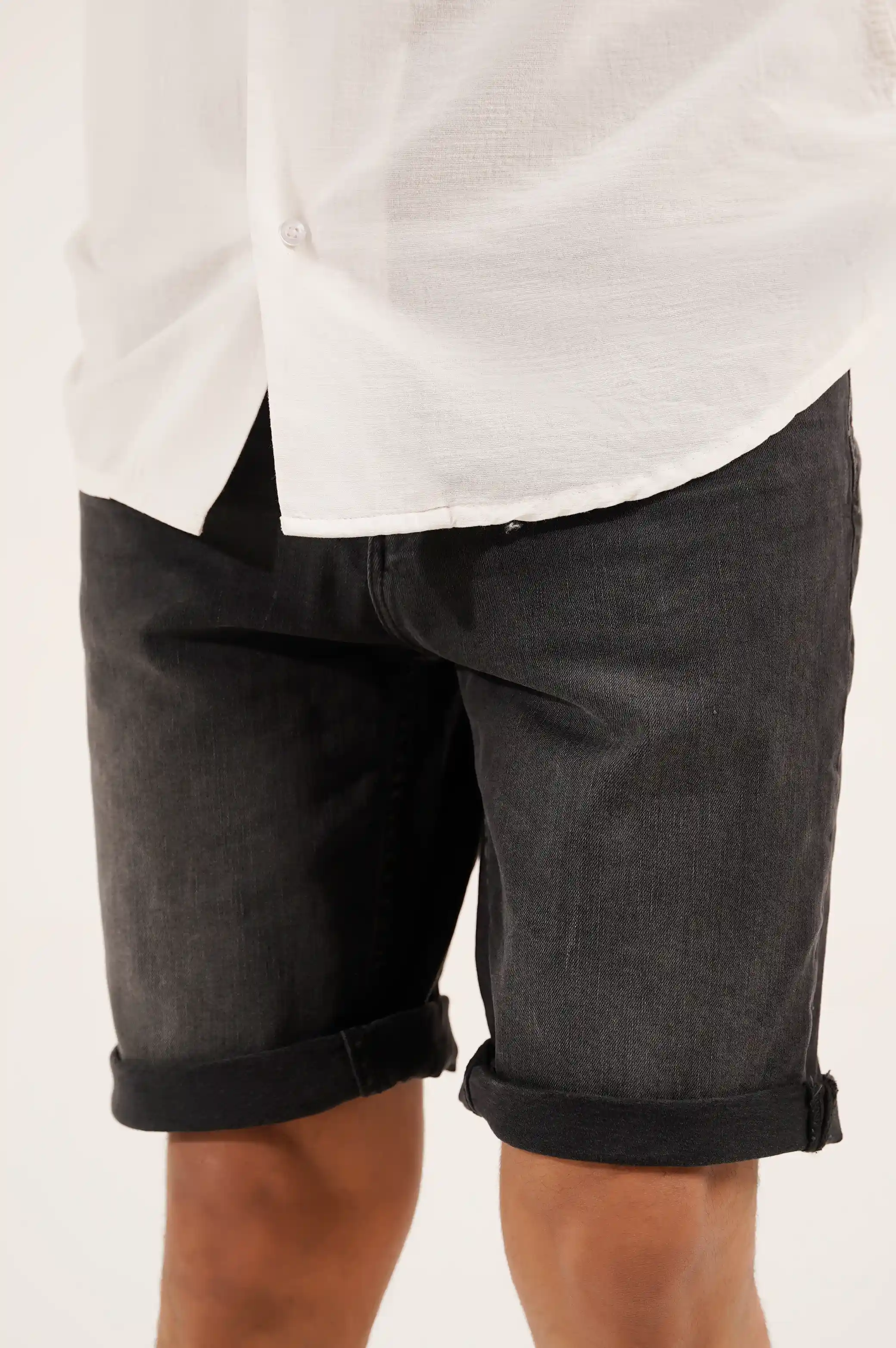 TURN-UP DENIM SHORTS - Image 2