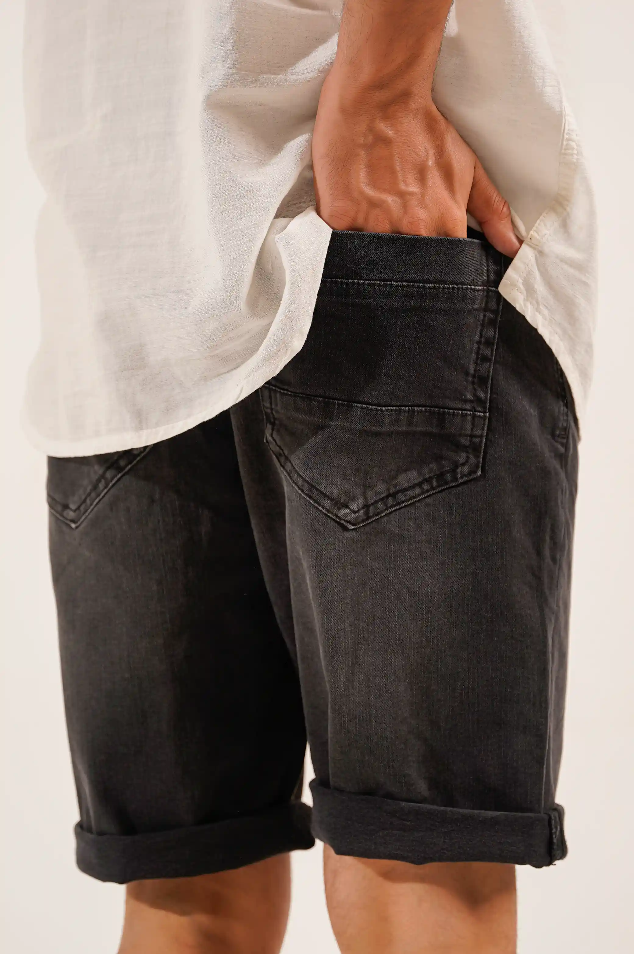 TURN-UP DENIM SHORTS - Image 3