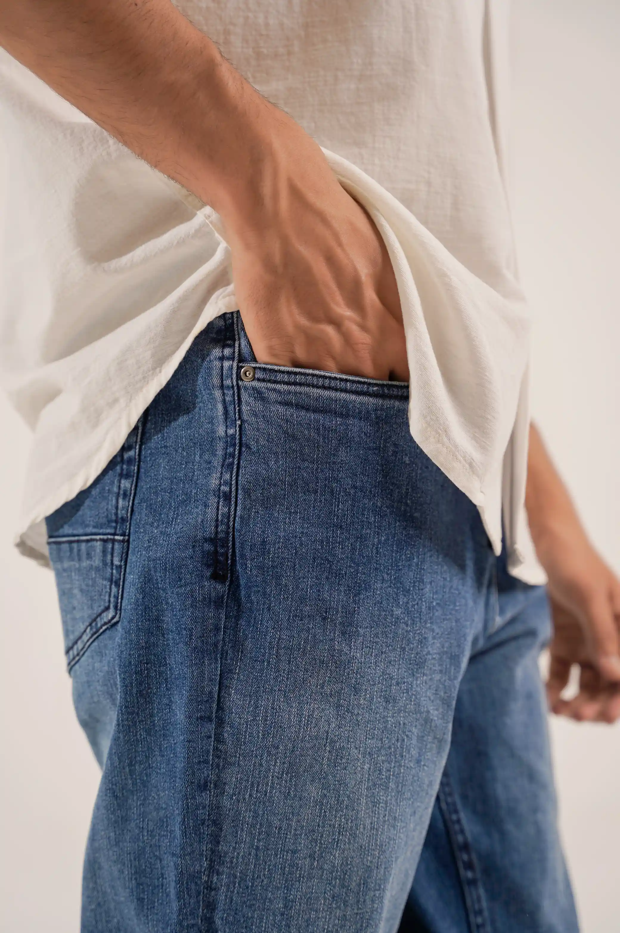 TURN-UP DENIM SHORTS - Image 2